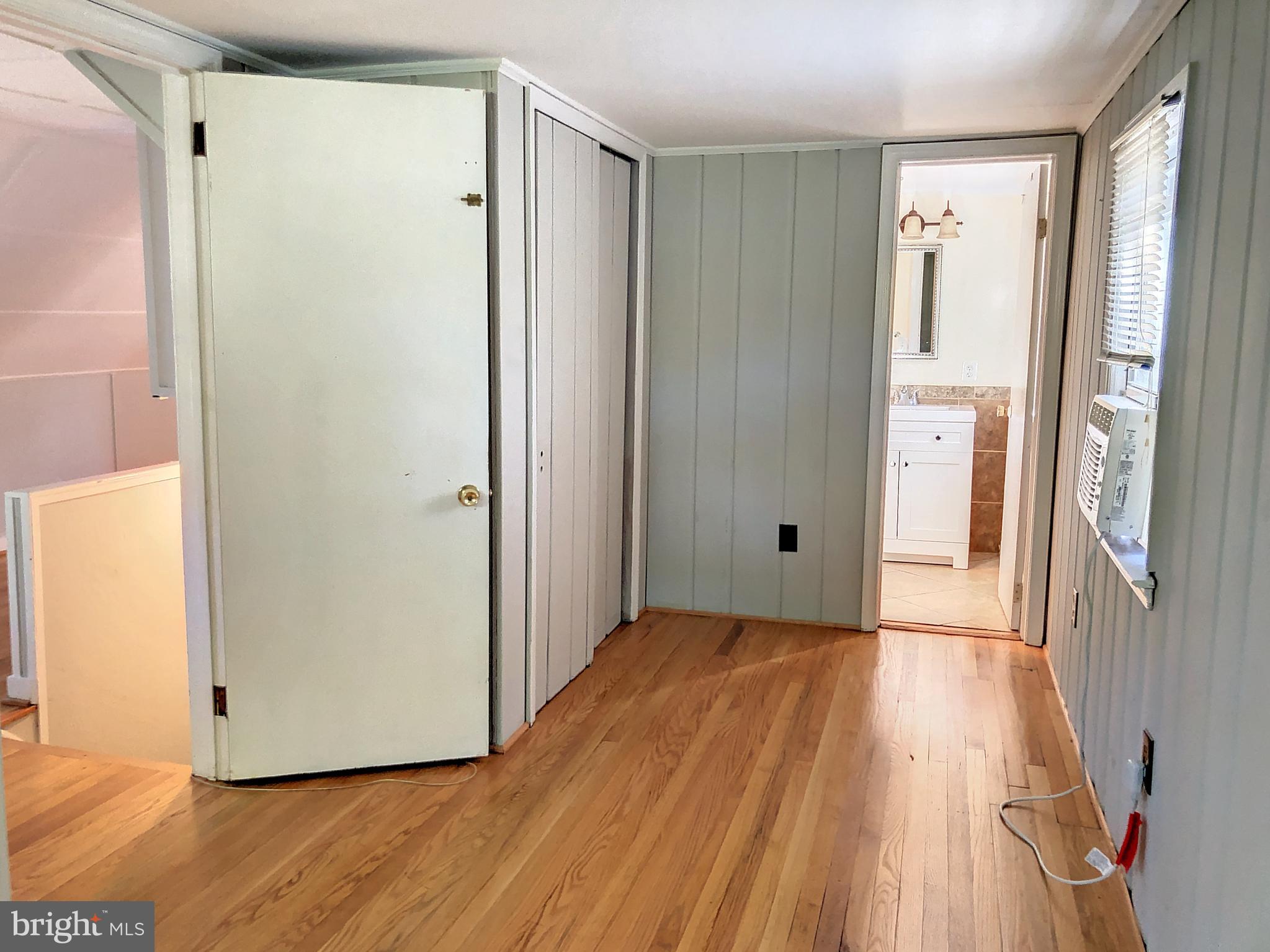 FALLS CHURCH - Residential Lease