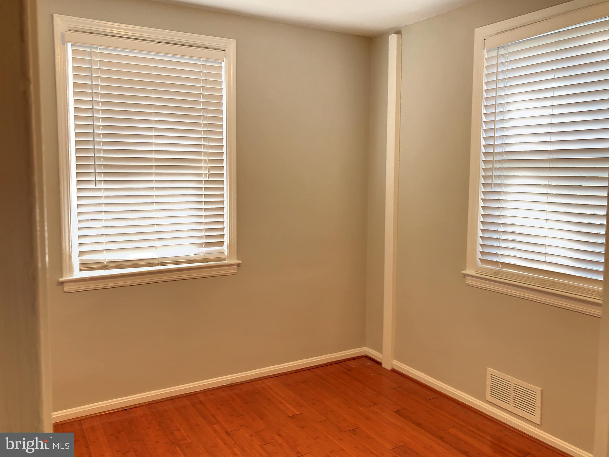 FALLS CHURCH - Residential Lease