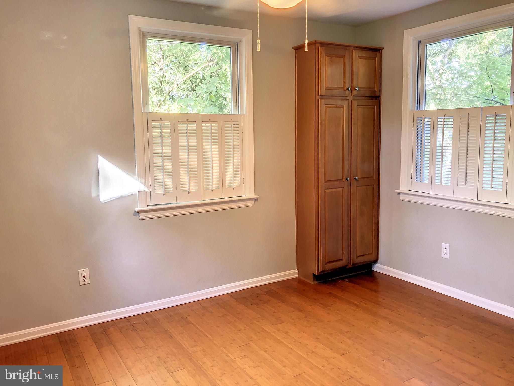 FALLS CHURCH - Residential Lease