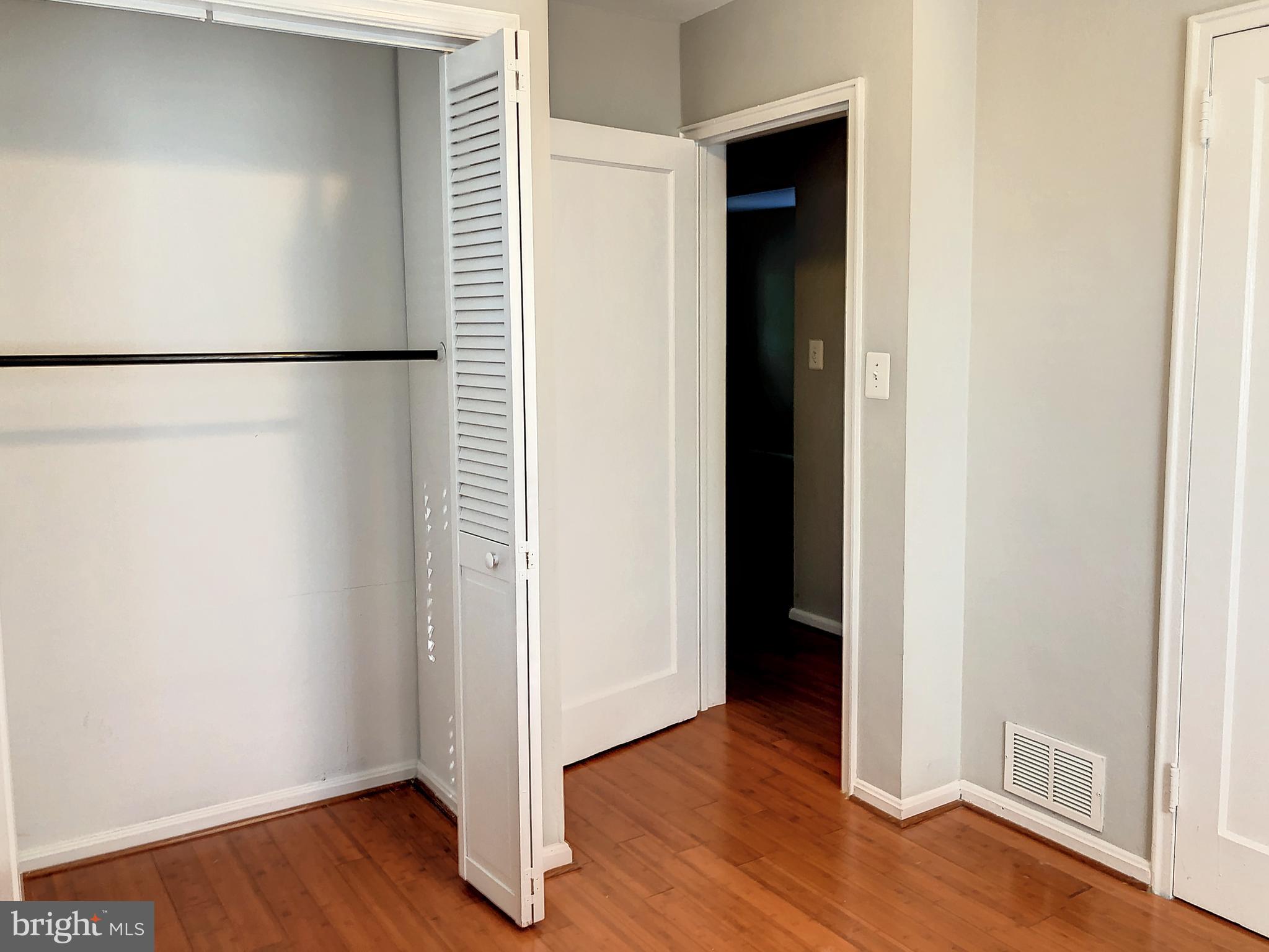 FALLS CHURCH - Residential Lease