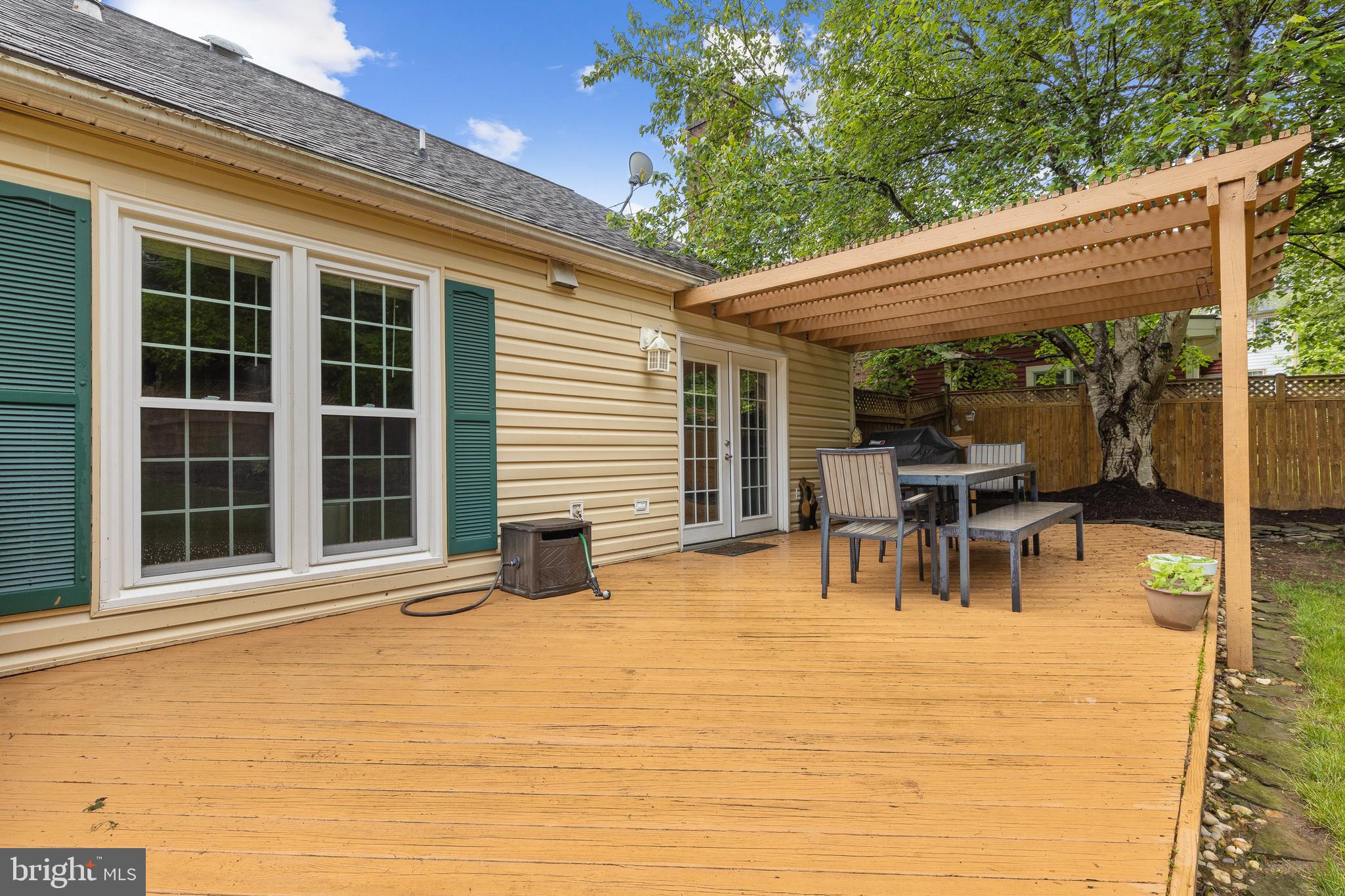 HUNTERS GLEN - Residential