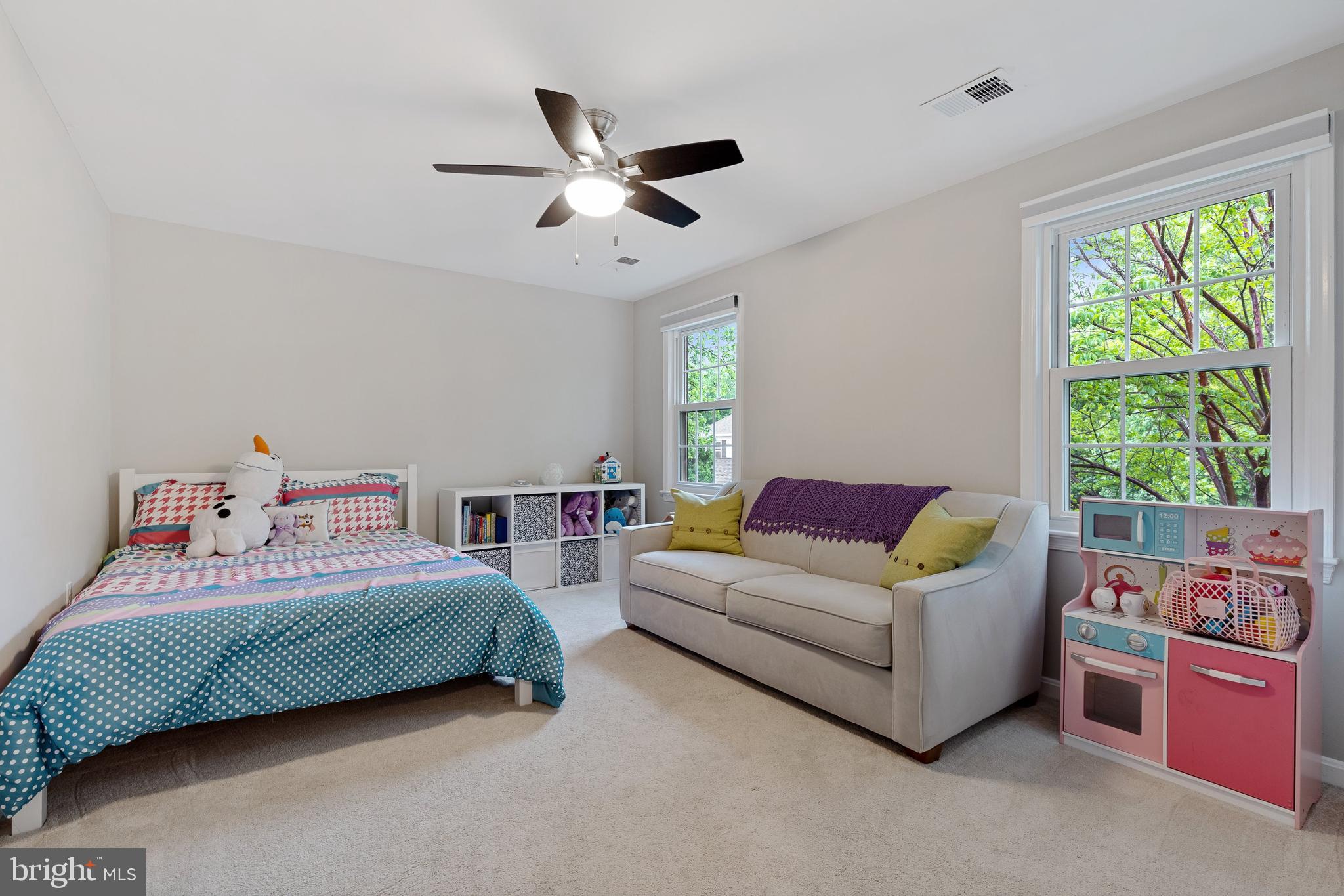 HUNTERS GLEN - Residential