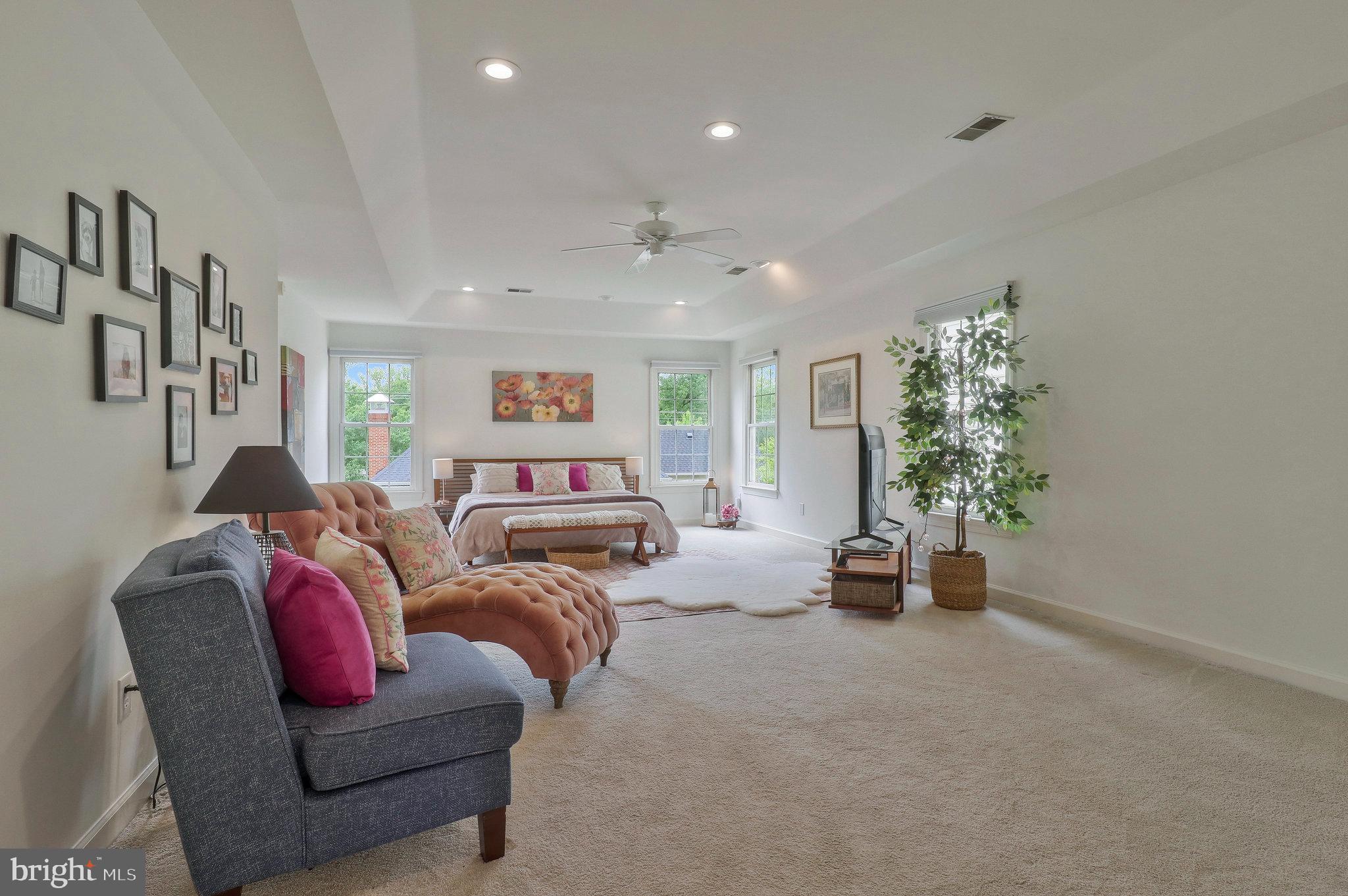 GROSVENOR WOODS - Residential Lease