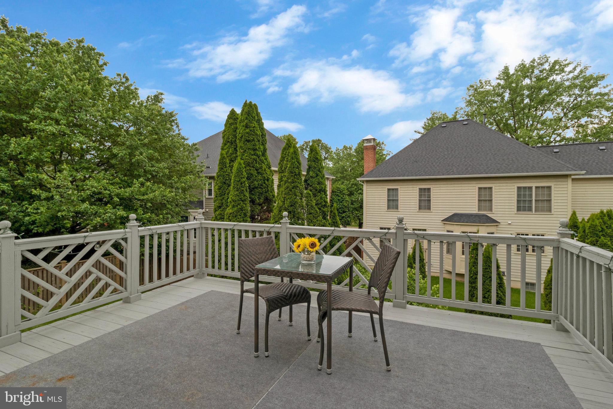 GROSVENOR WOODS - Residential Lease