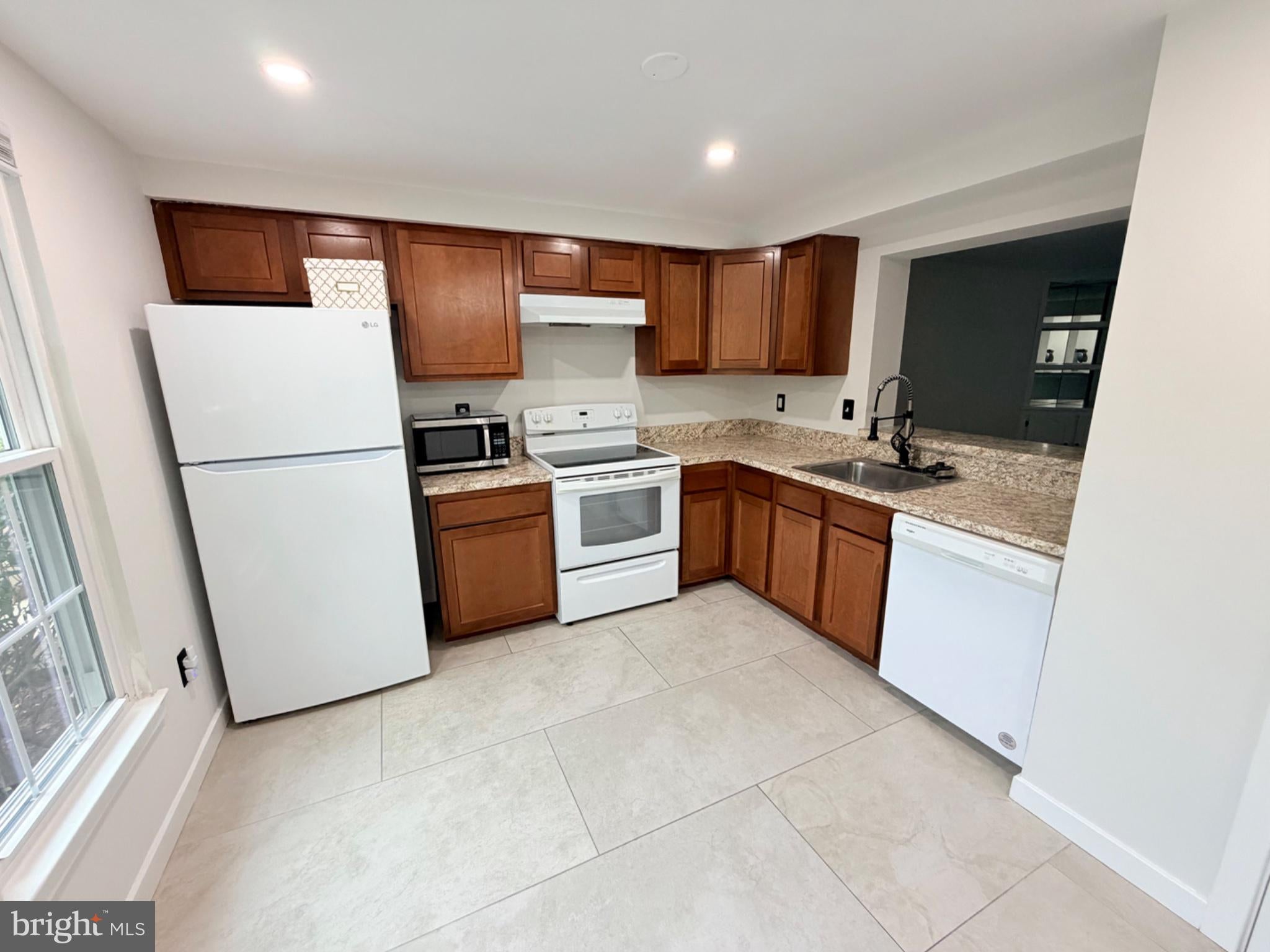 5717 ROWANBERRY DRIVE 302