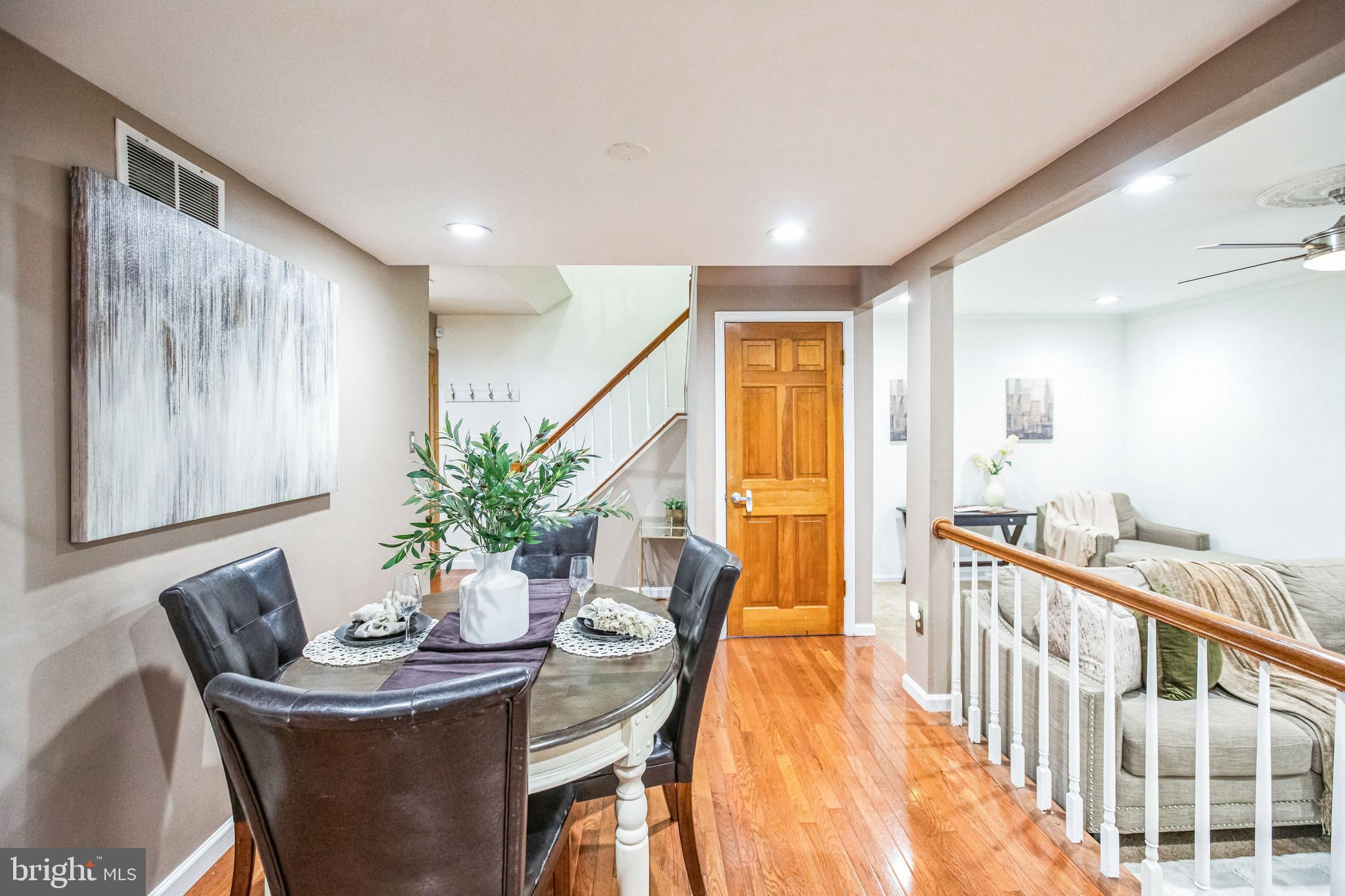 CHESTER GROVE - Residential