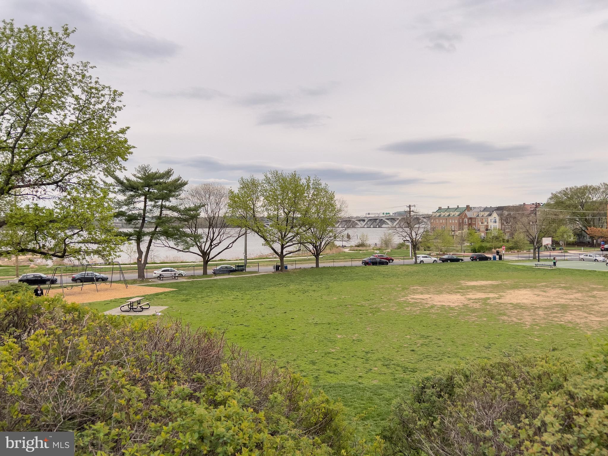 OLD TOWN - Residential