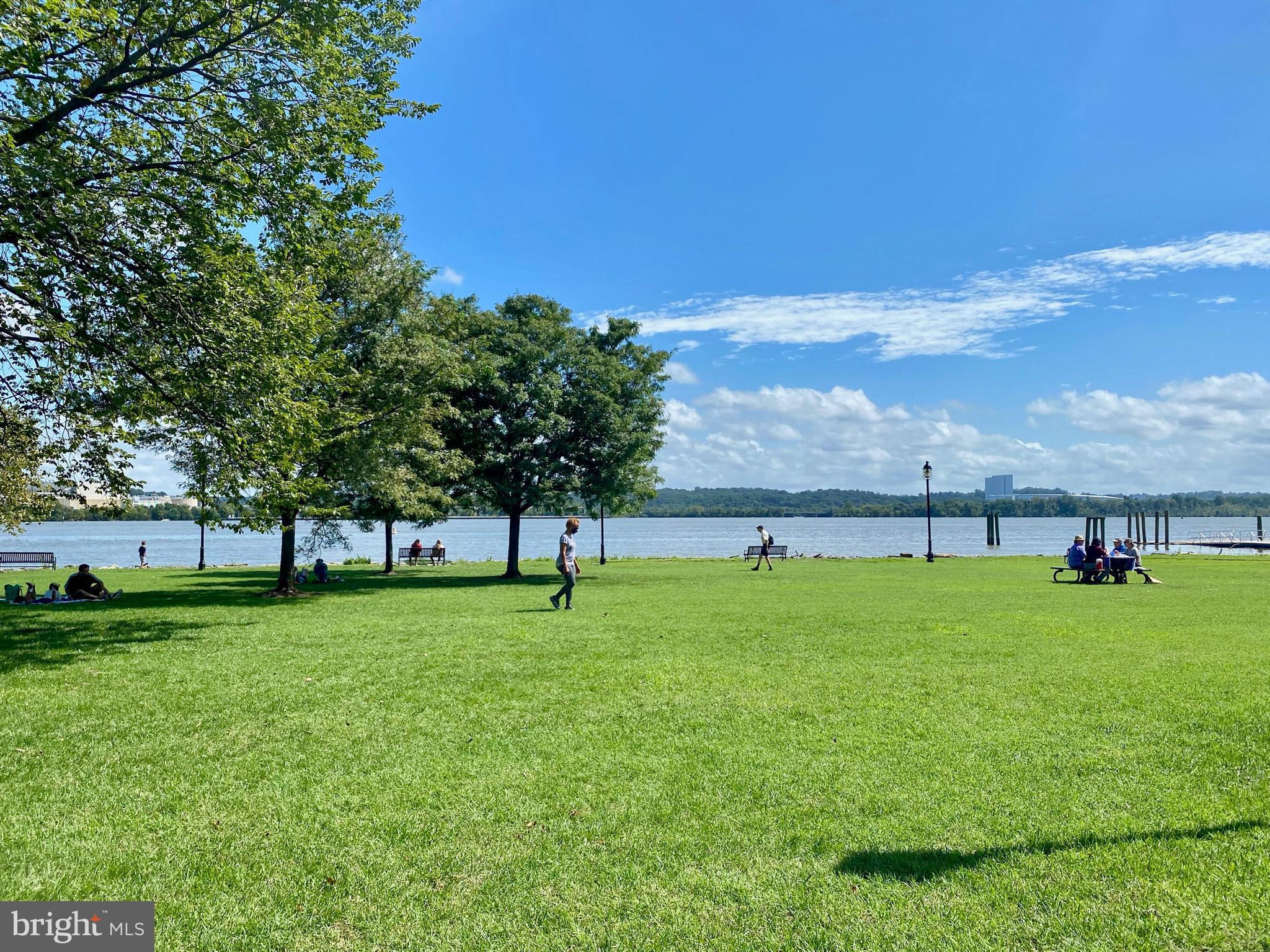 OLD TOWN - Residential