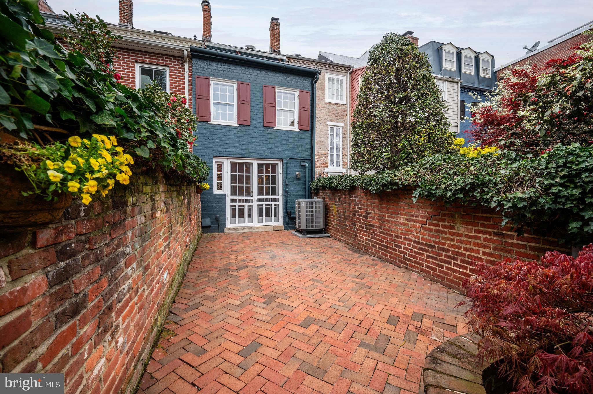 OLD TOWN - Residential