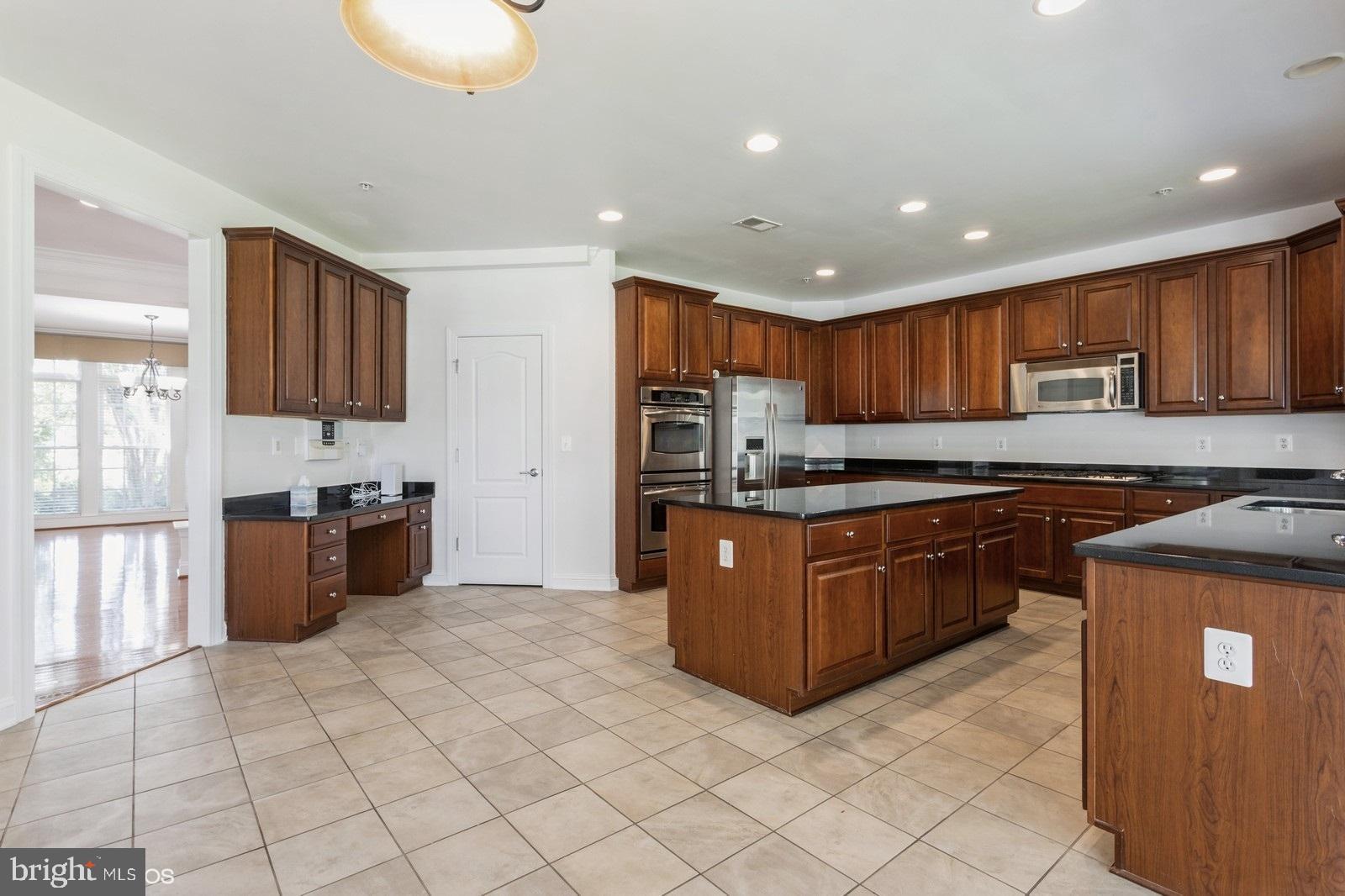 PALISADES AT OAK CREEK - Residential