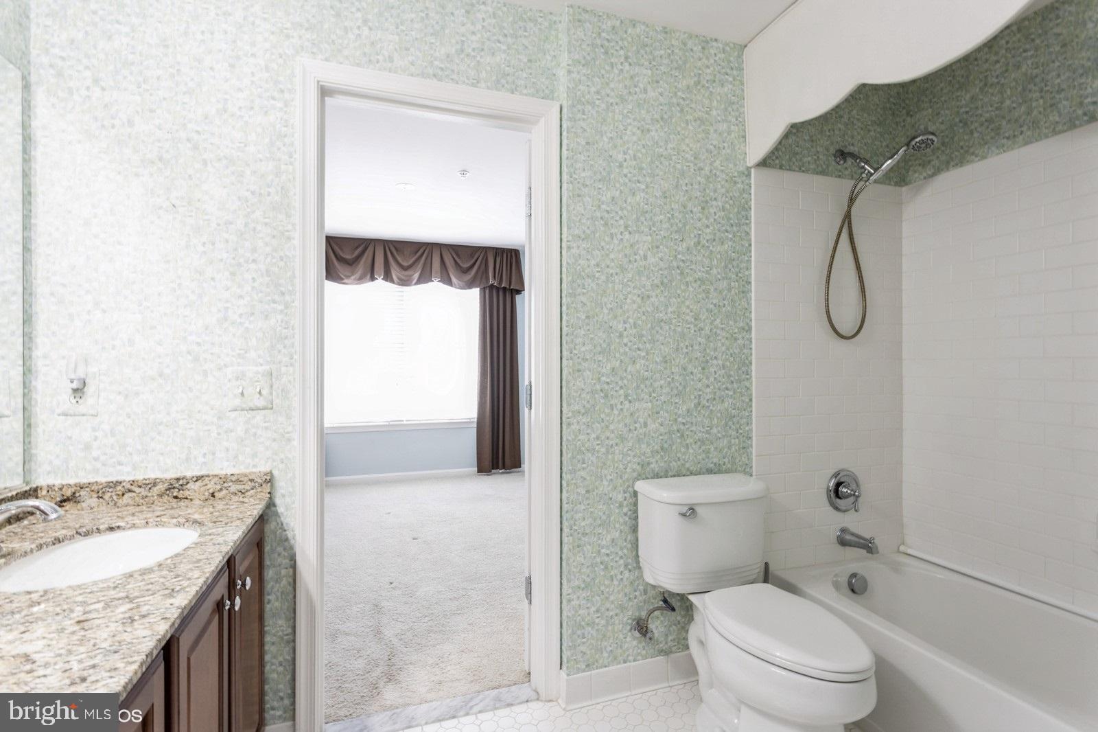 PALISADES AT OAK CREEK - Residential