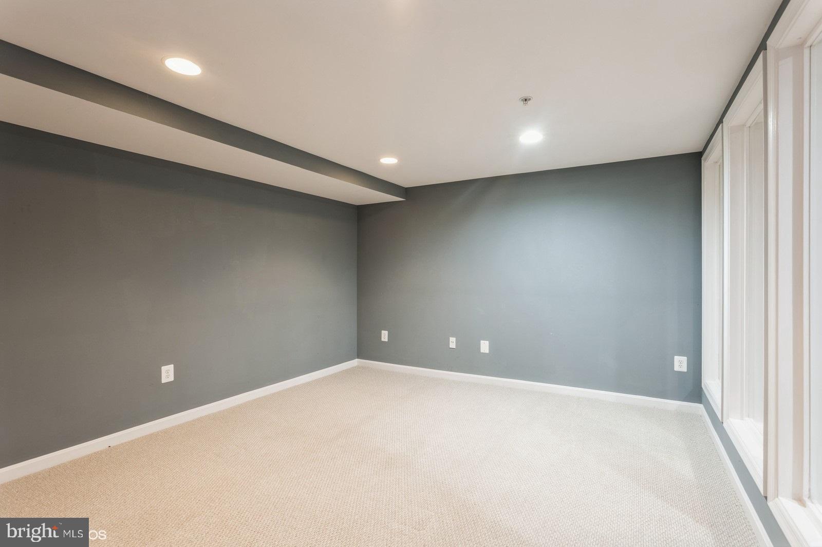 PALISADES AT OAK CREEK - Residential