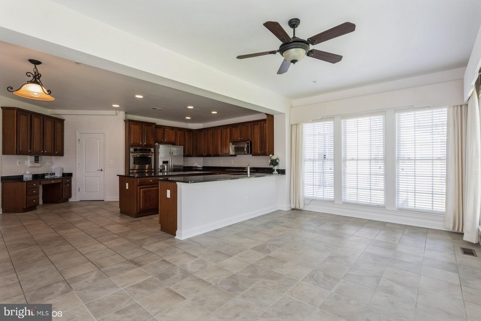 PALISADES AT OAK CREEK - Residential