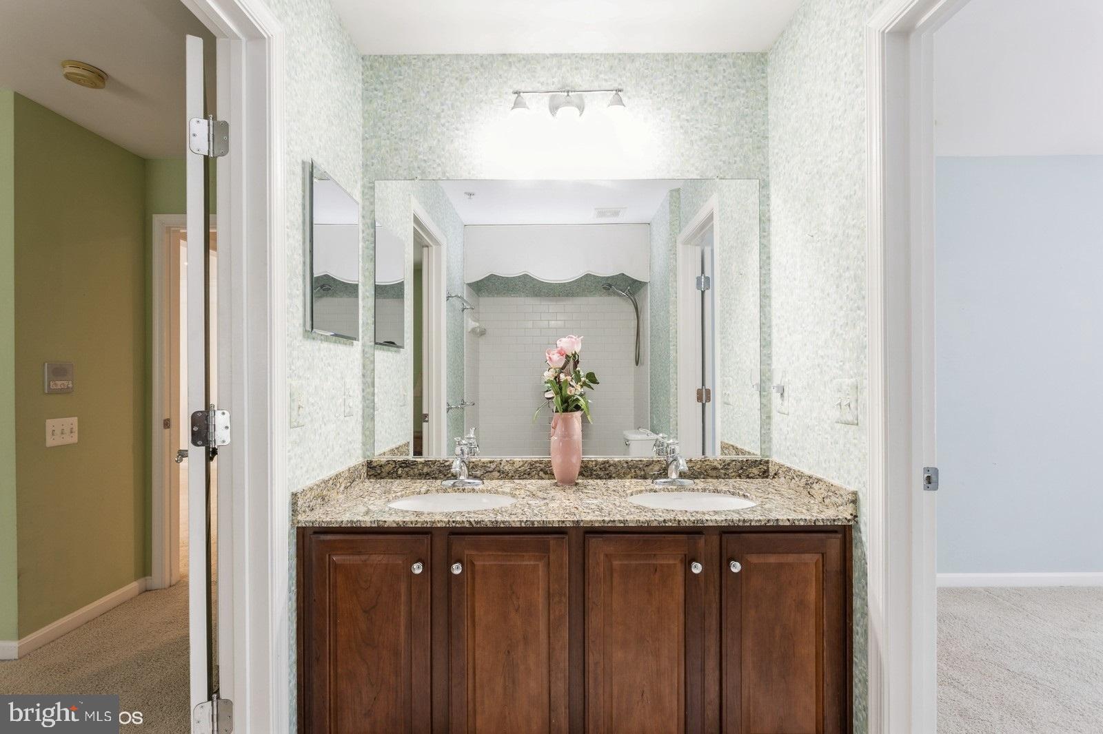 PALISADES AT OAK CREEK - Residential