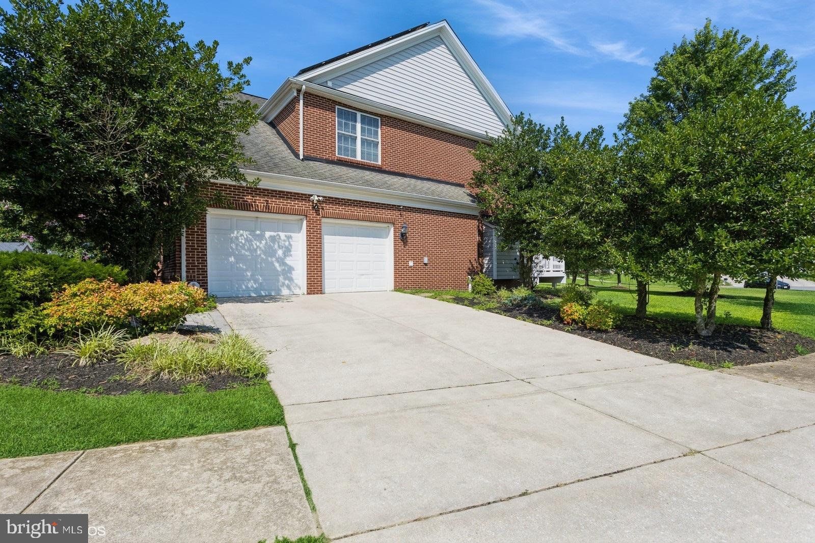 109 GARDEN GATE LANE