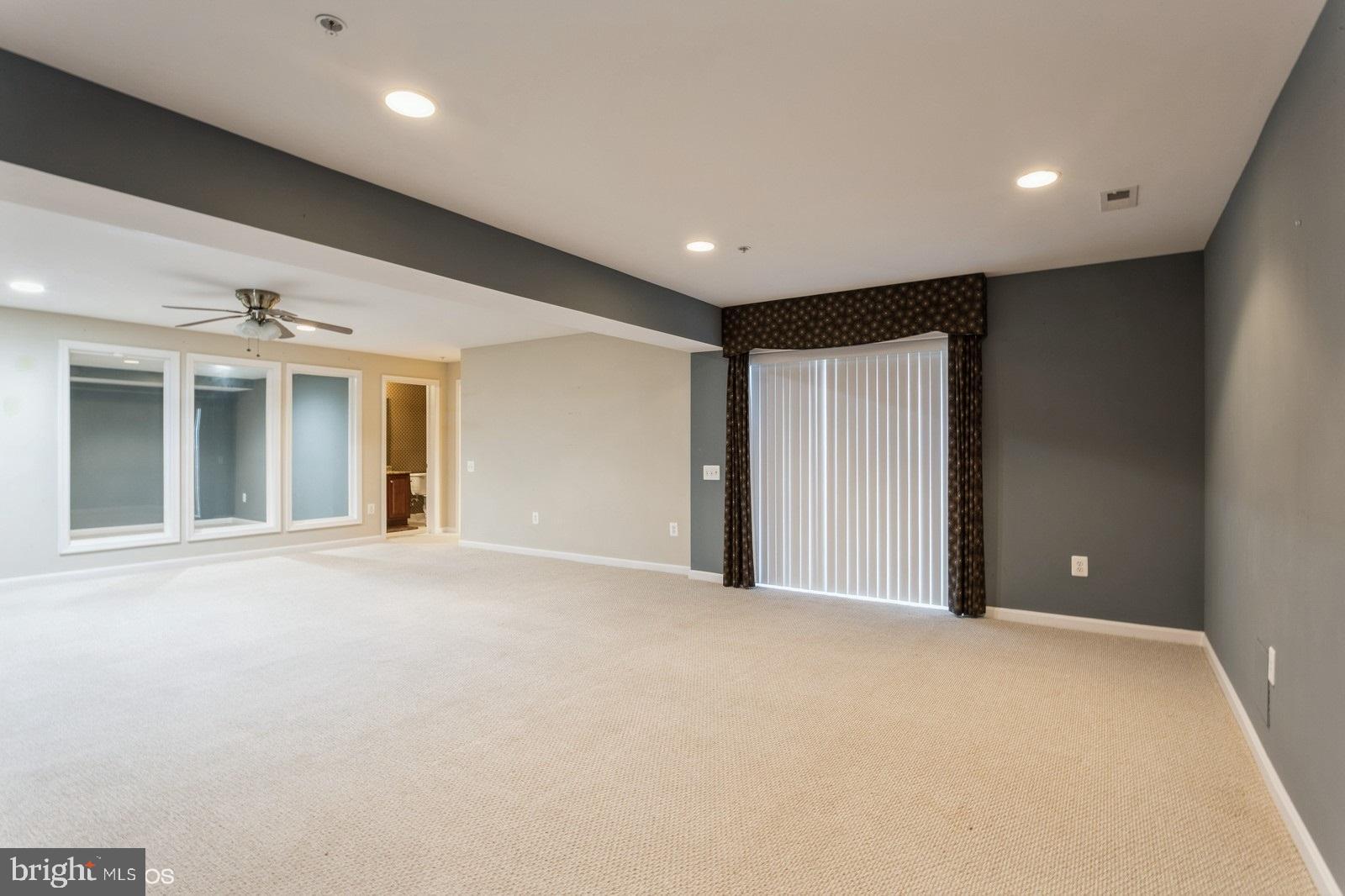 PALISADES AT OAK CREEK - Residential