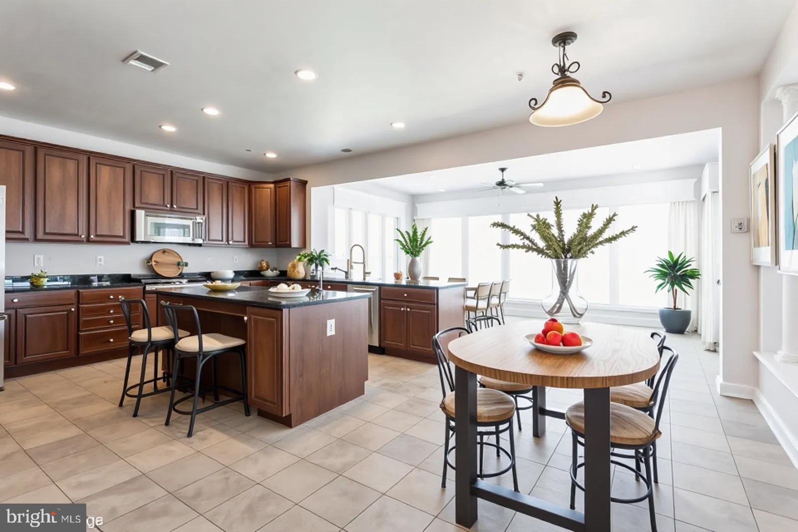 PALISADES AT OAK CREEK - Residential