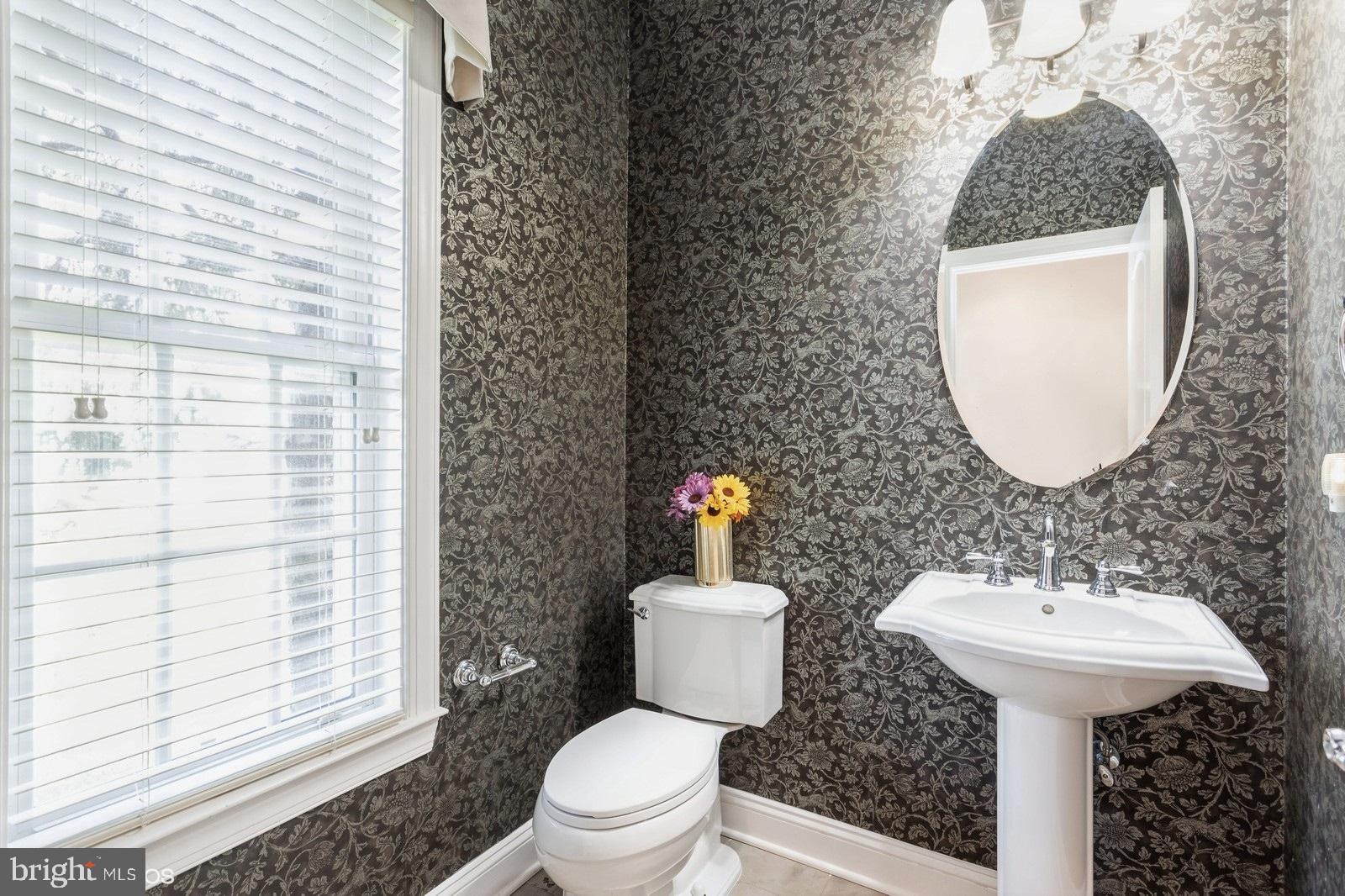 PALISADES AT OAK CREEK - Residential