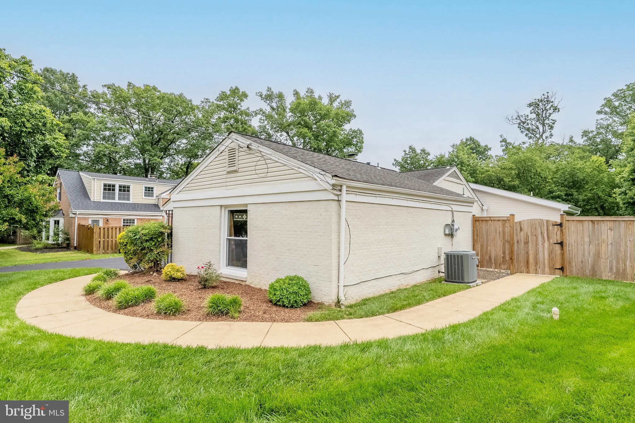5923 WESTRIDGE COURT