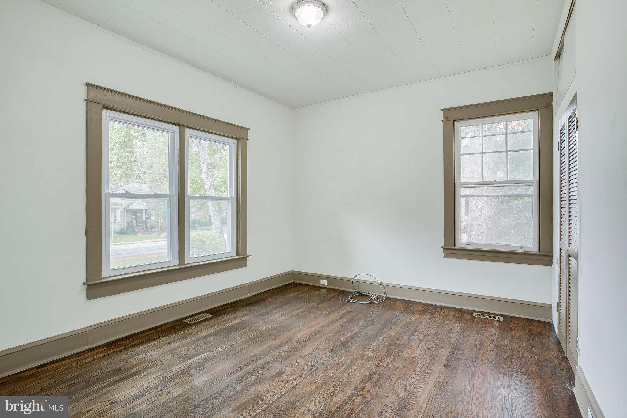 GLEN BURNIE - Residential