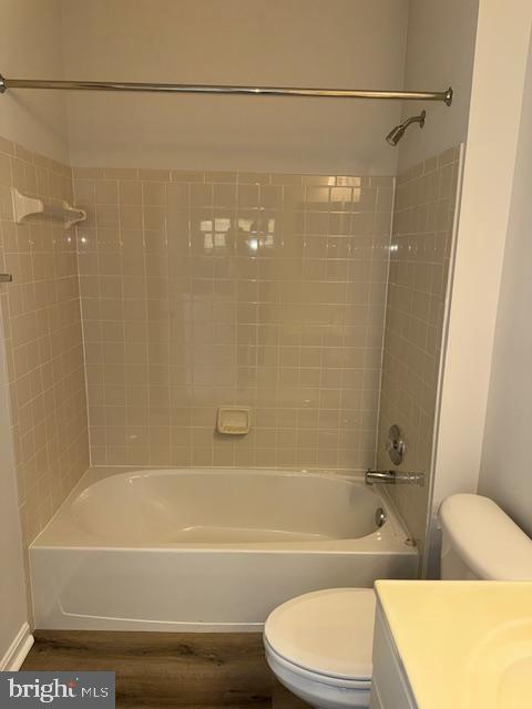 PINEY ORCHARD - Residential