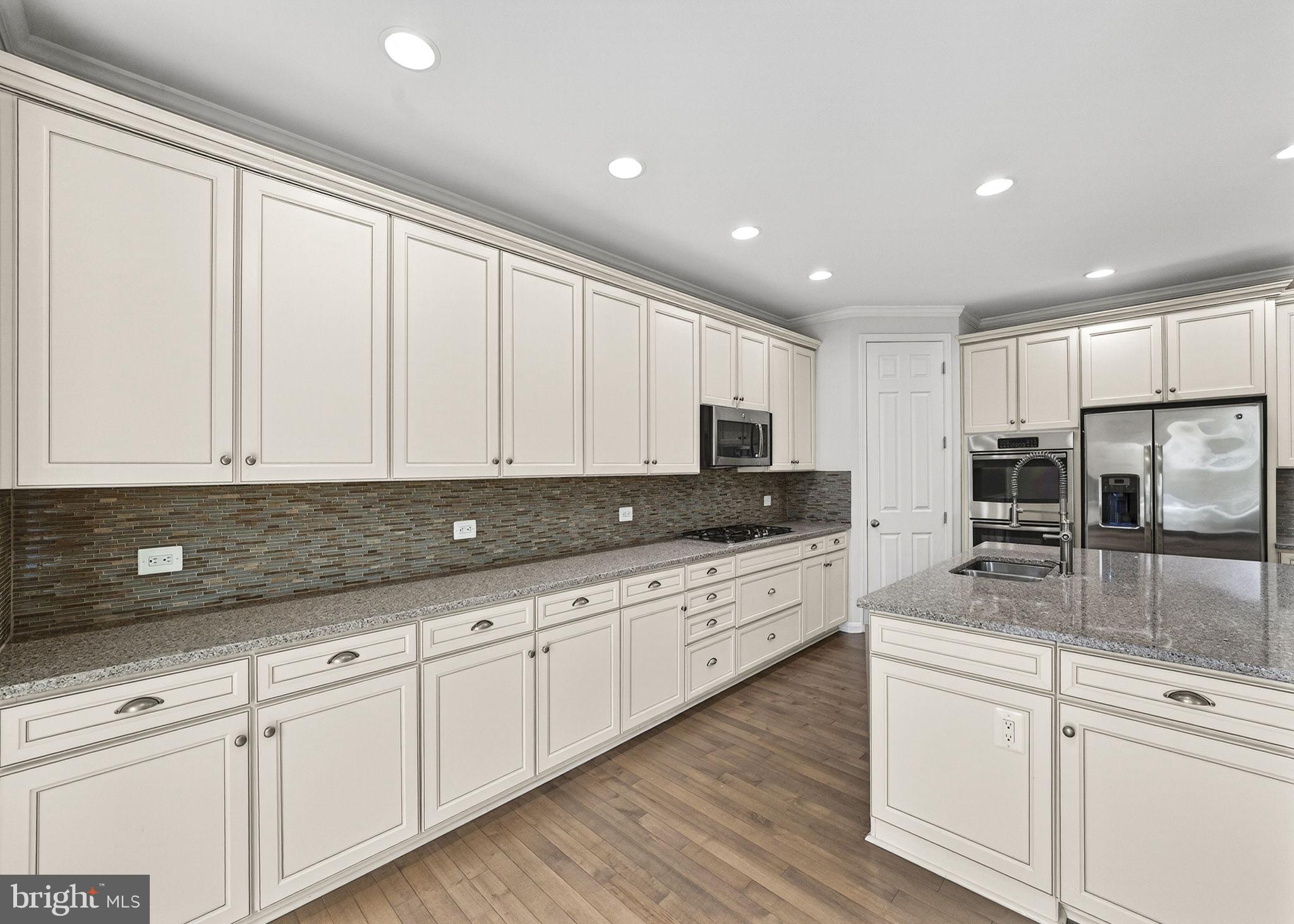 BELMONT ESTATES - Residential