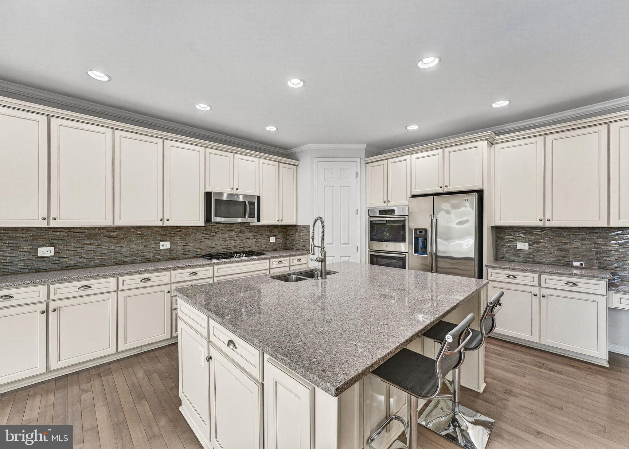 BELMONT ESTATES - Residential