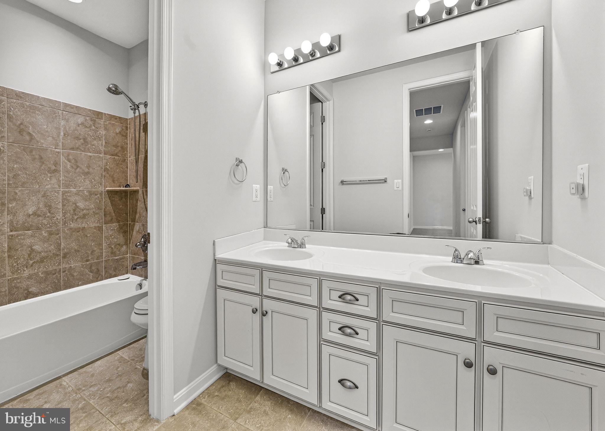 BELMONT ESTATES - Residential