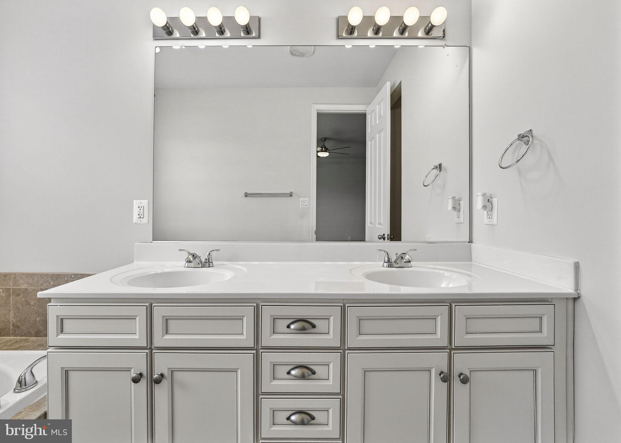 BELMONT ESTATES - Residential