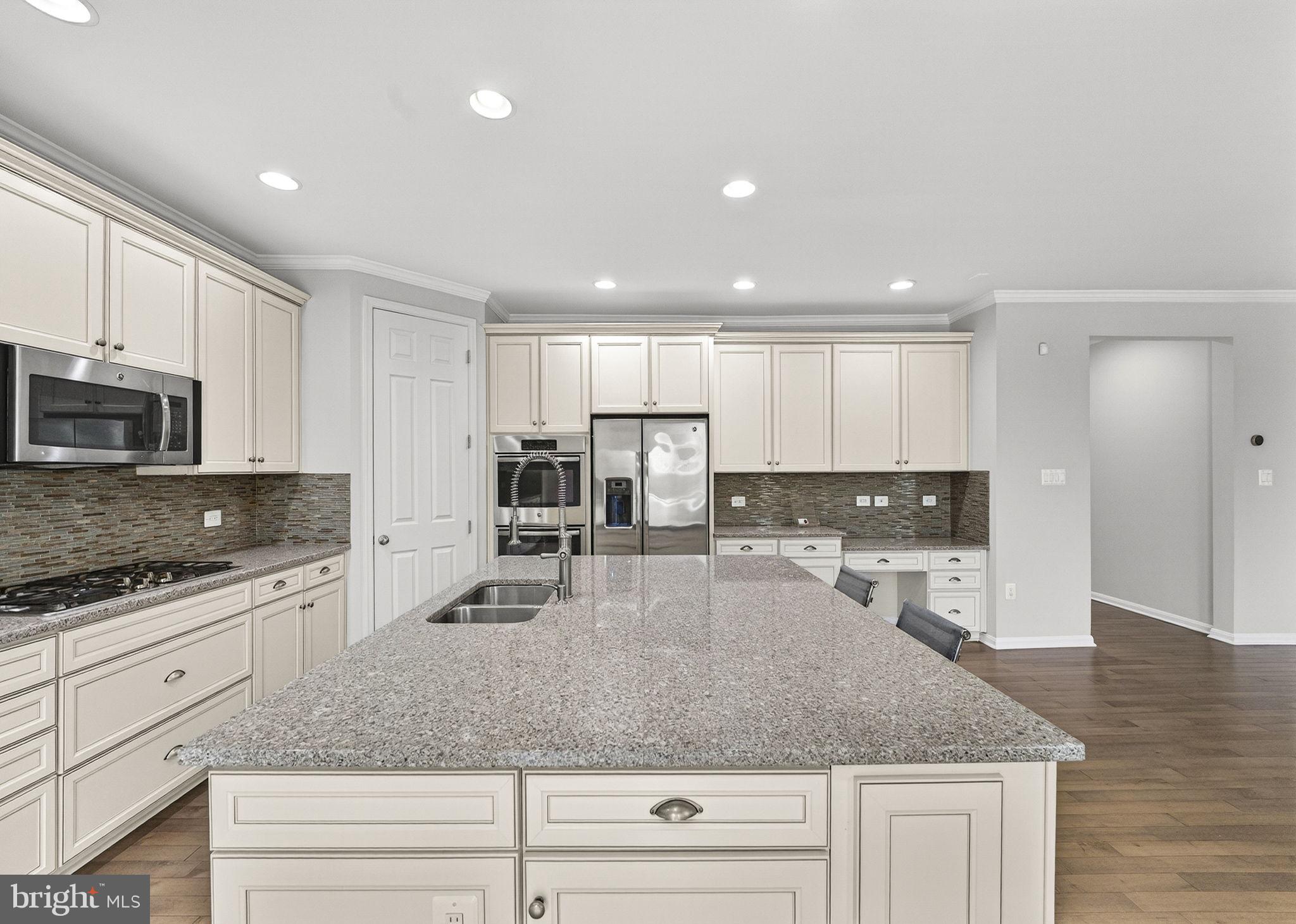 BELMONT ESTATES - Residential