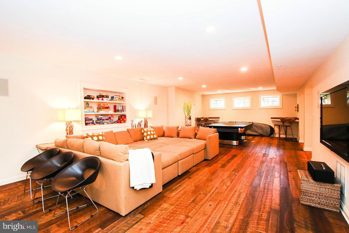 CHEVY CHASE VIEW - Residential