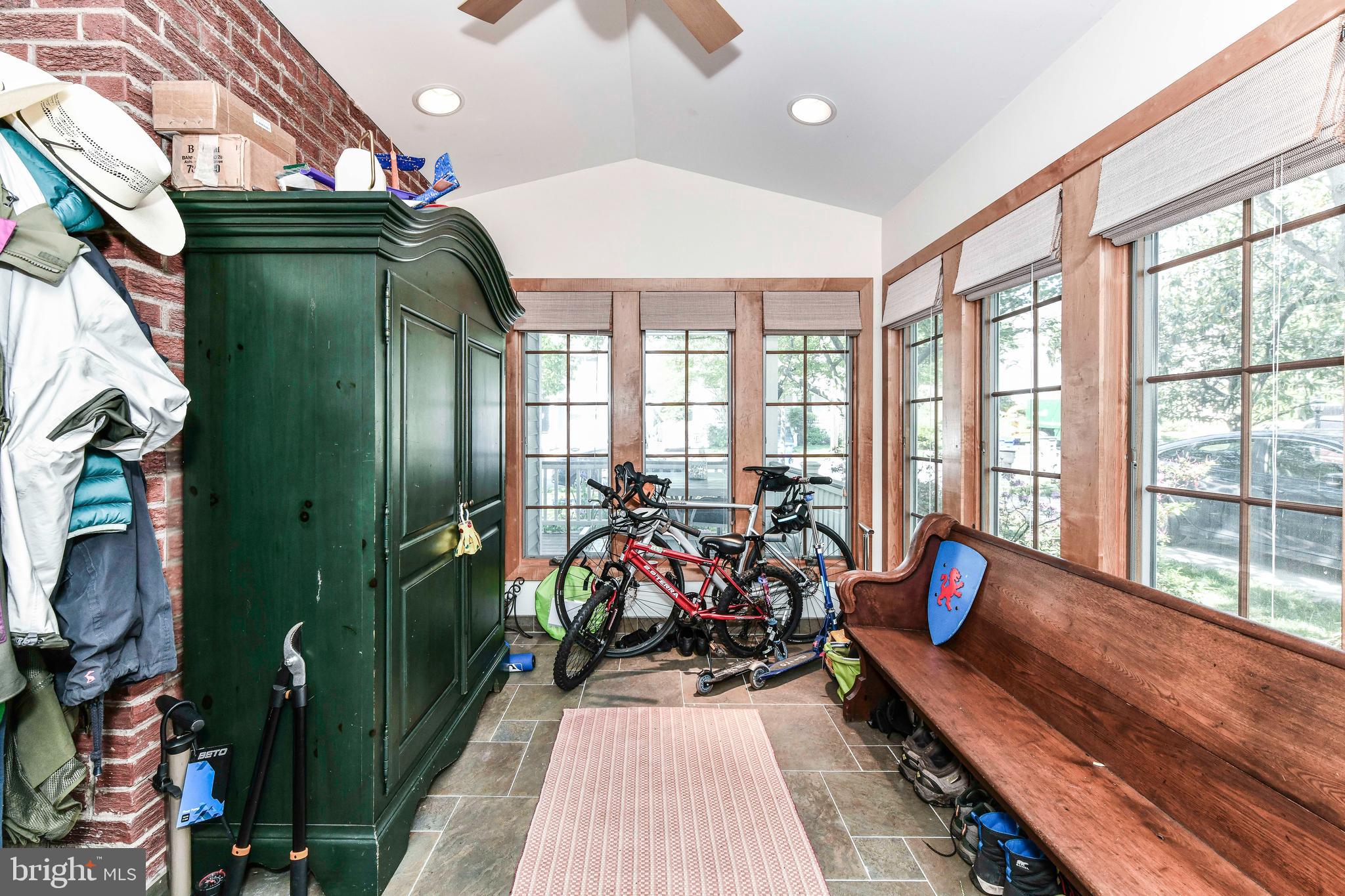 BARCROFT - Residential Lease