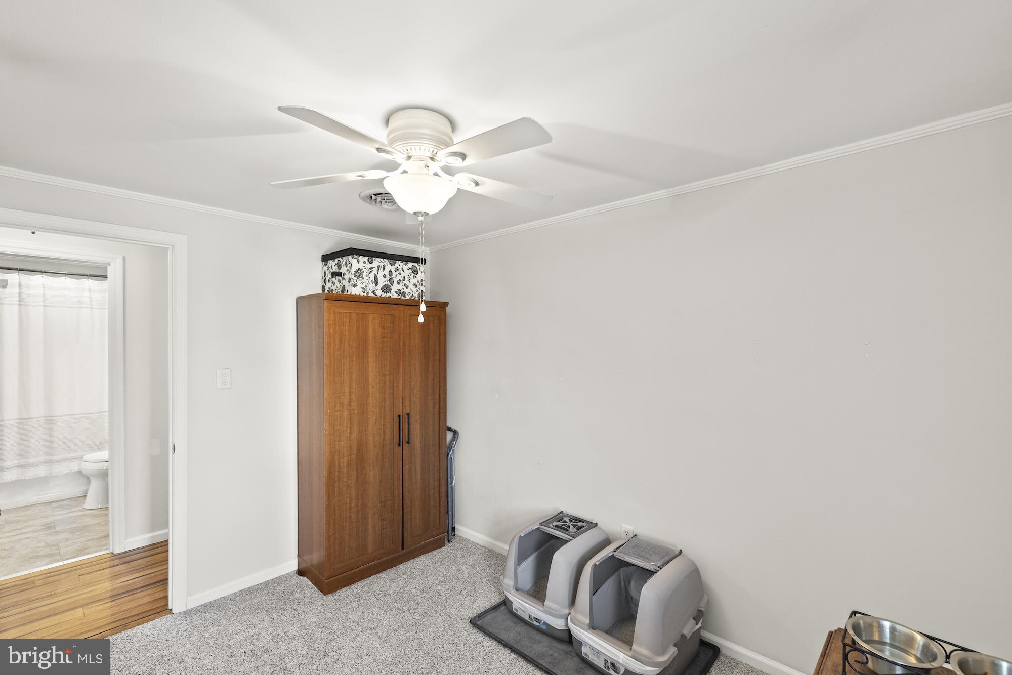 TWIN OAKS - Residential