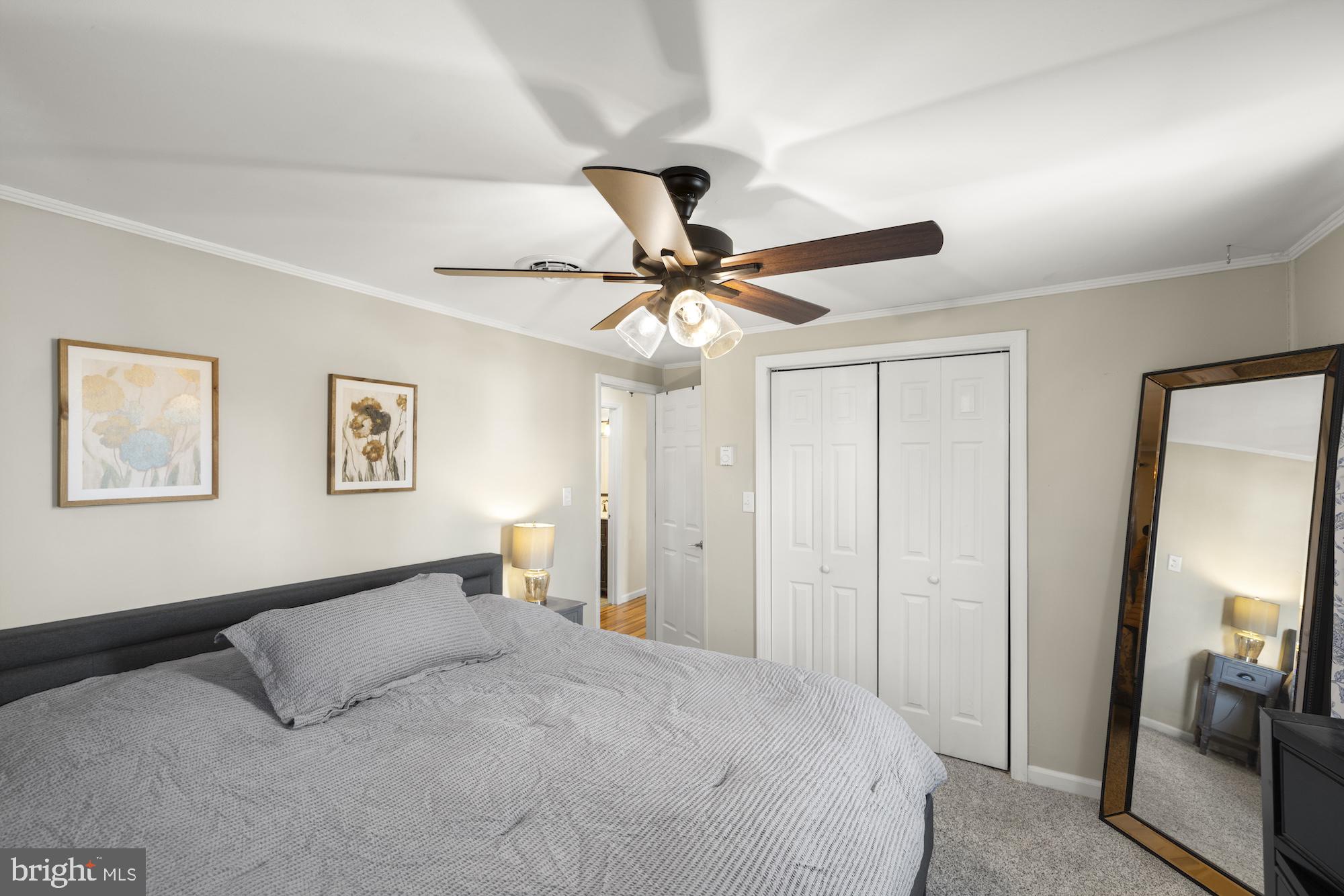 TWIN OAKS - Residential