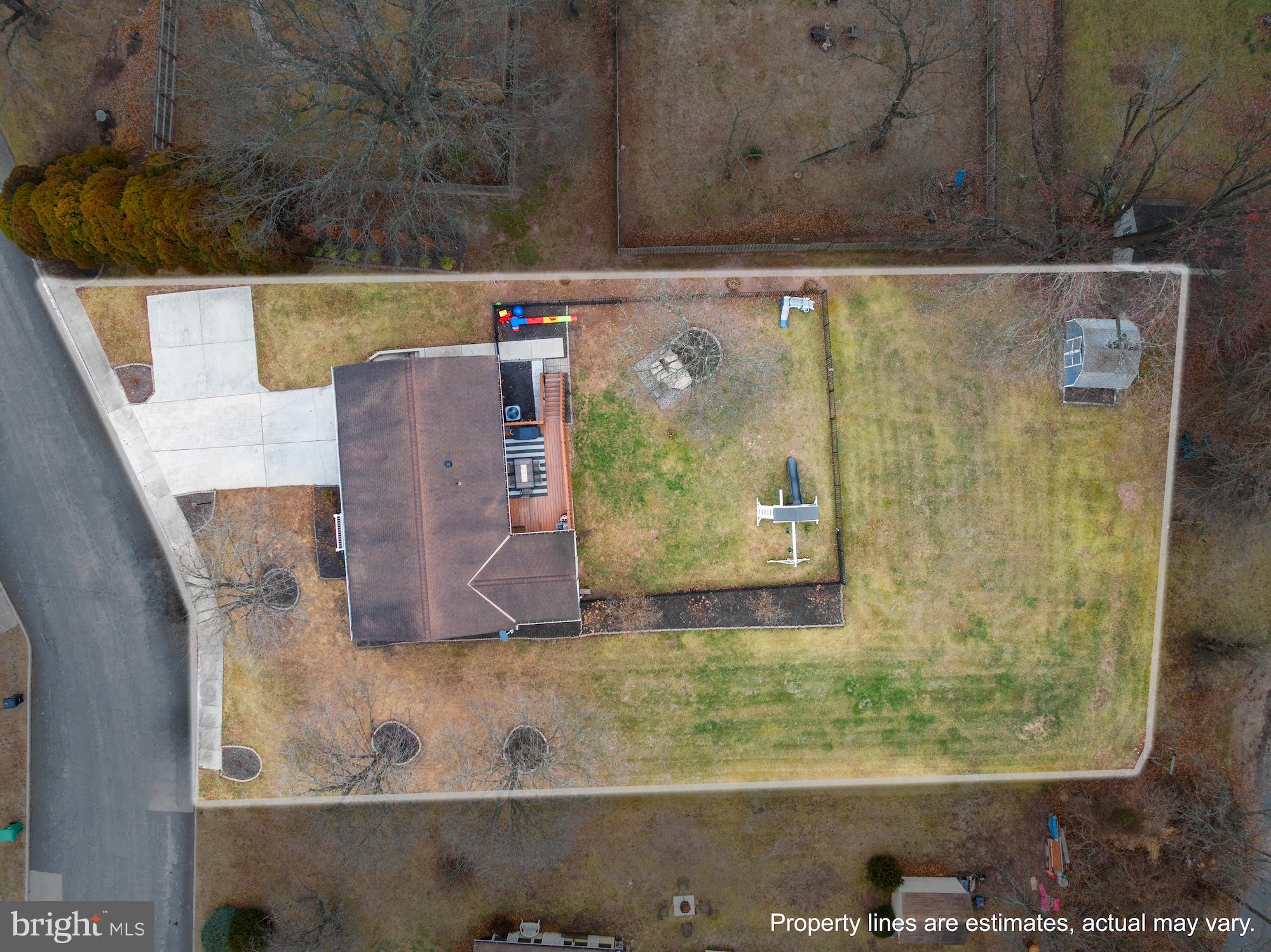 TWIN OAKS - Residential