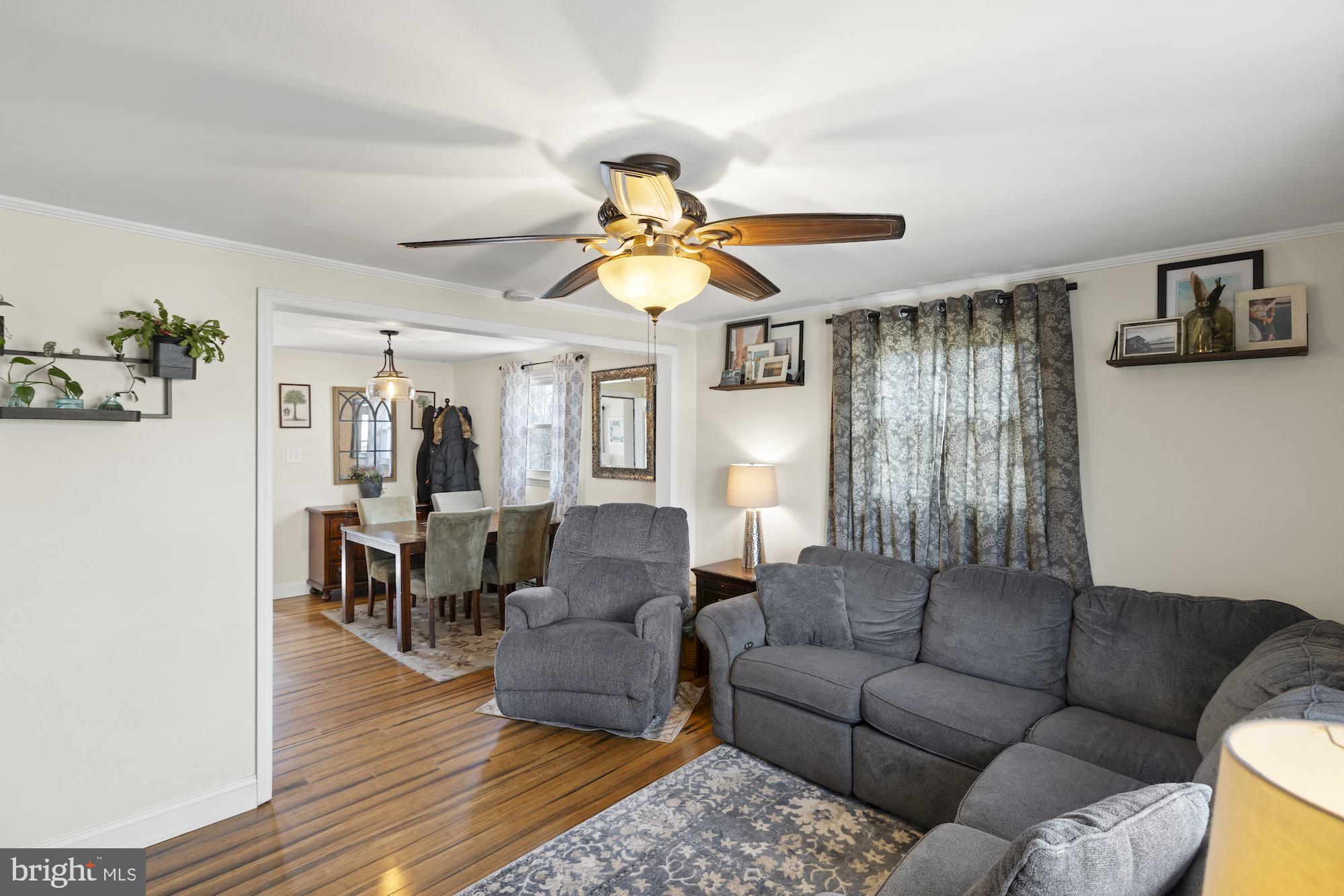 TWIN OAKS - Residential