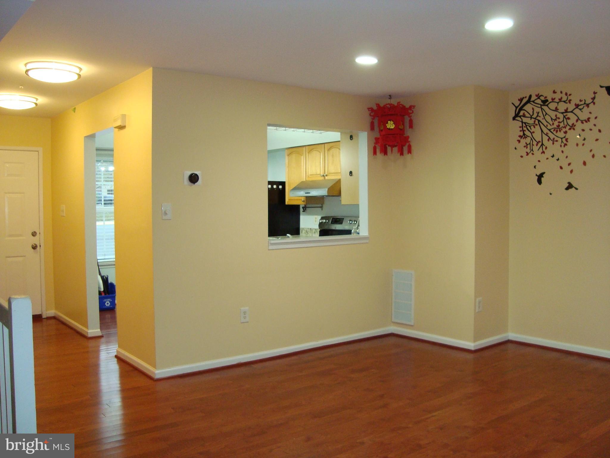 GUNNERS LAKE VILLAGE - Residential Lease