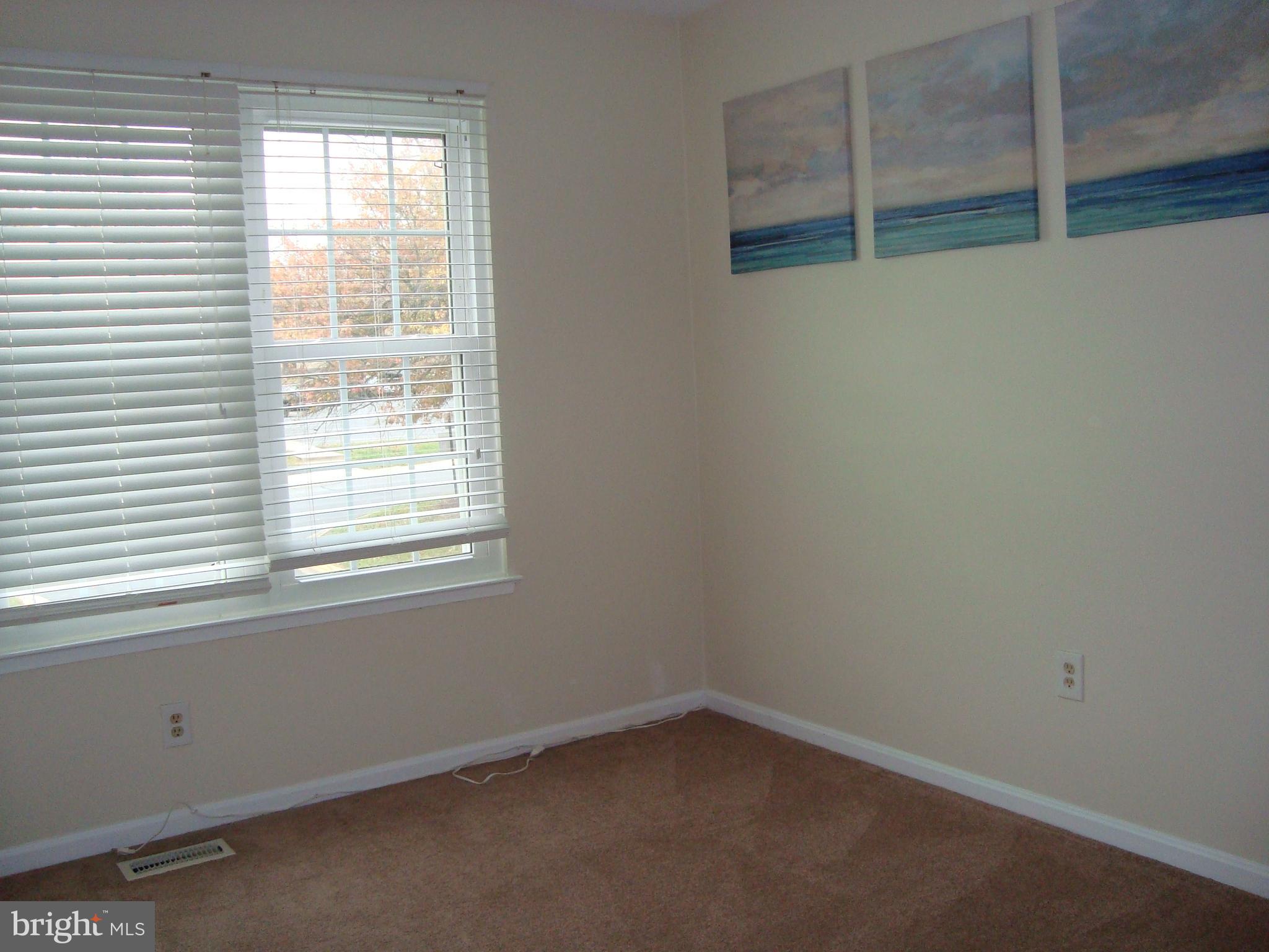 GUNNERS LAKE VILLAGE - Residential Lease