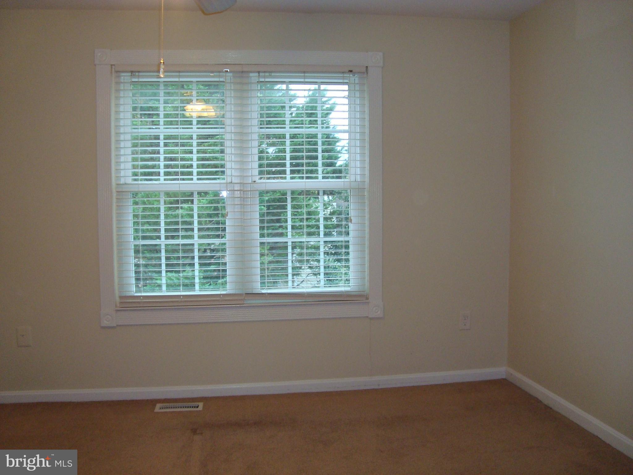 GUNNERS LAKE VILLAGE - Residential Lease