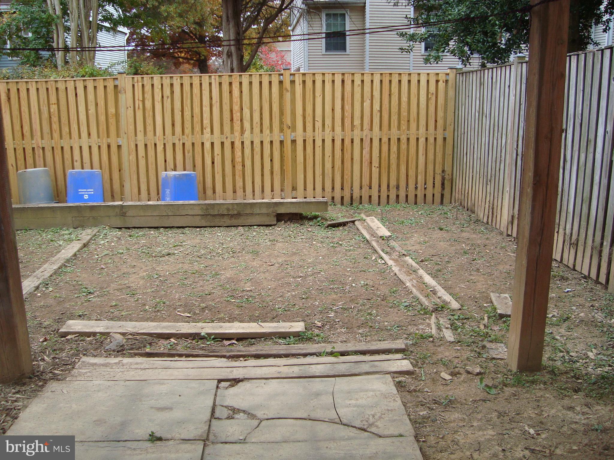 GUNNERS LAKE VILLAGE - Residential Lease