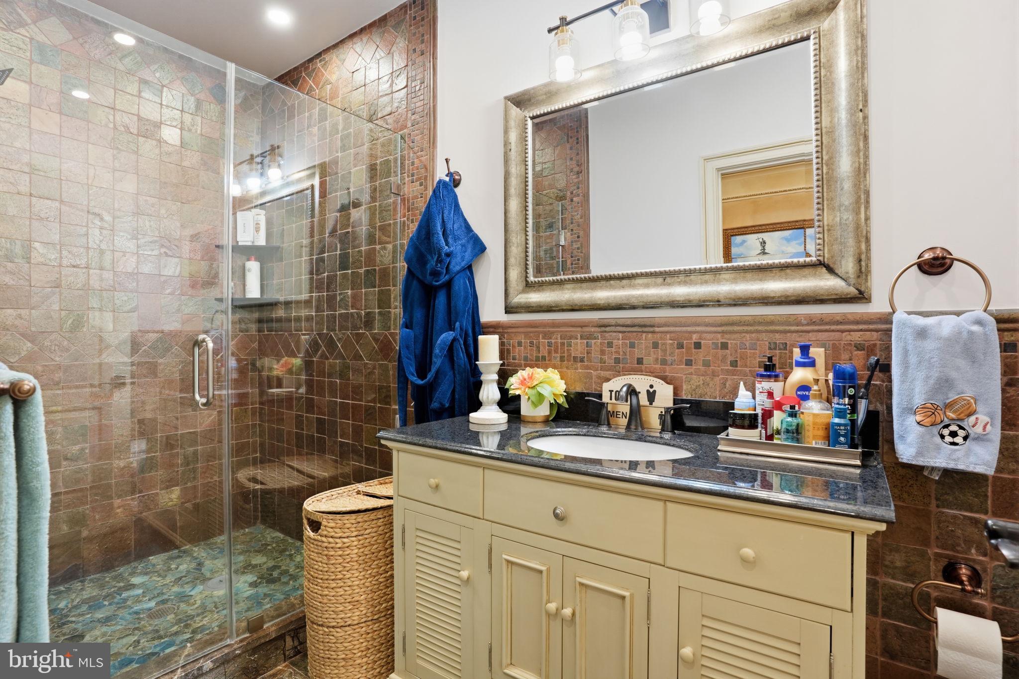 WASHINGTON CROSSING - Residential