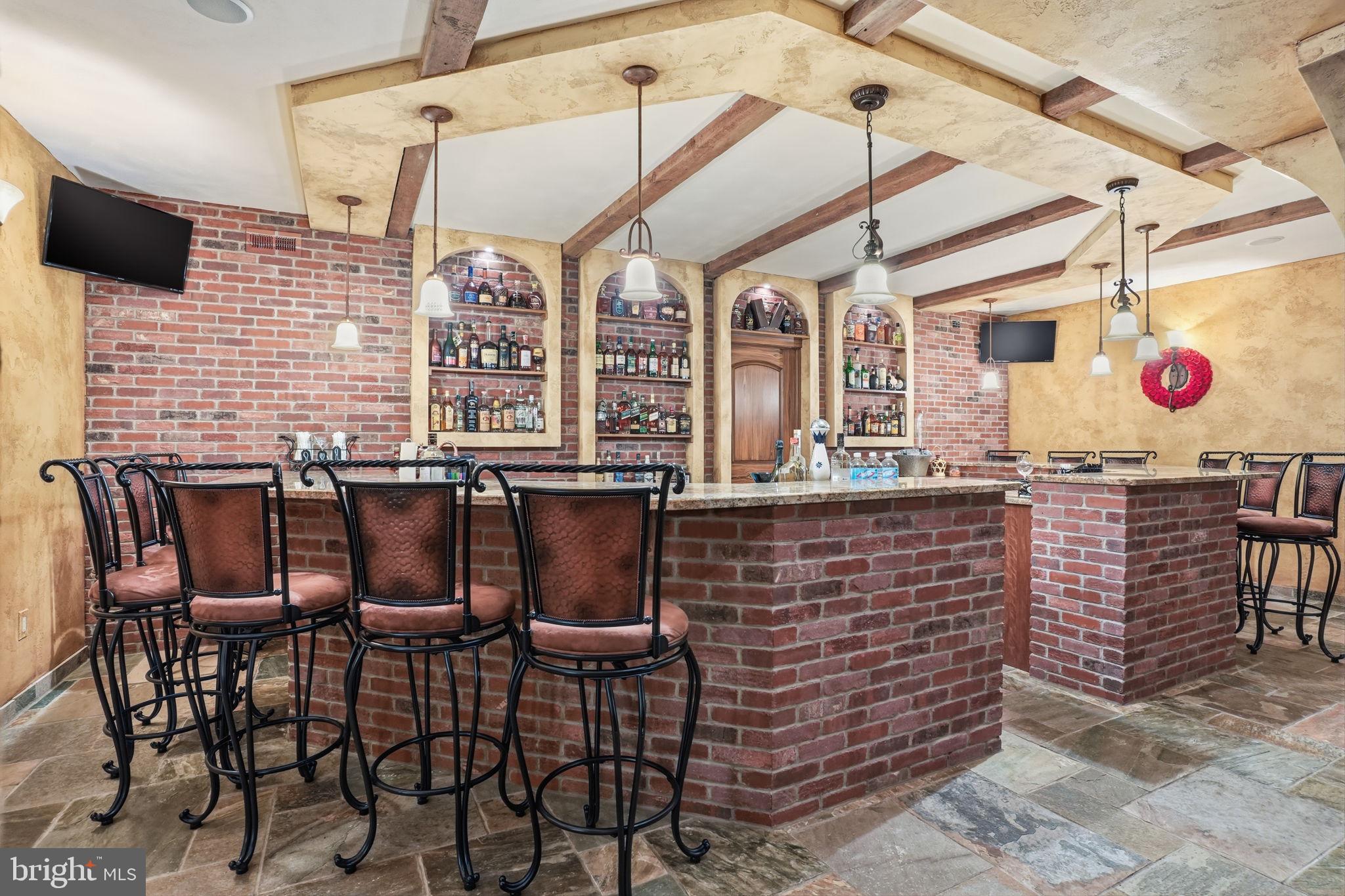 WASHINGTON CROSSING - Residential