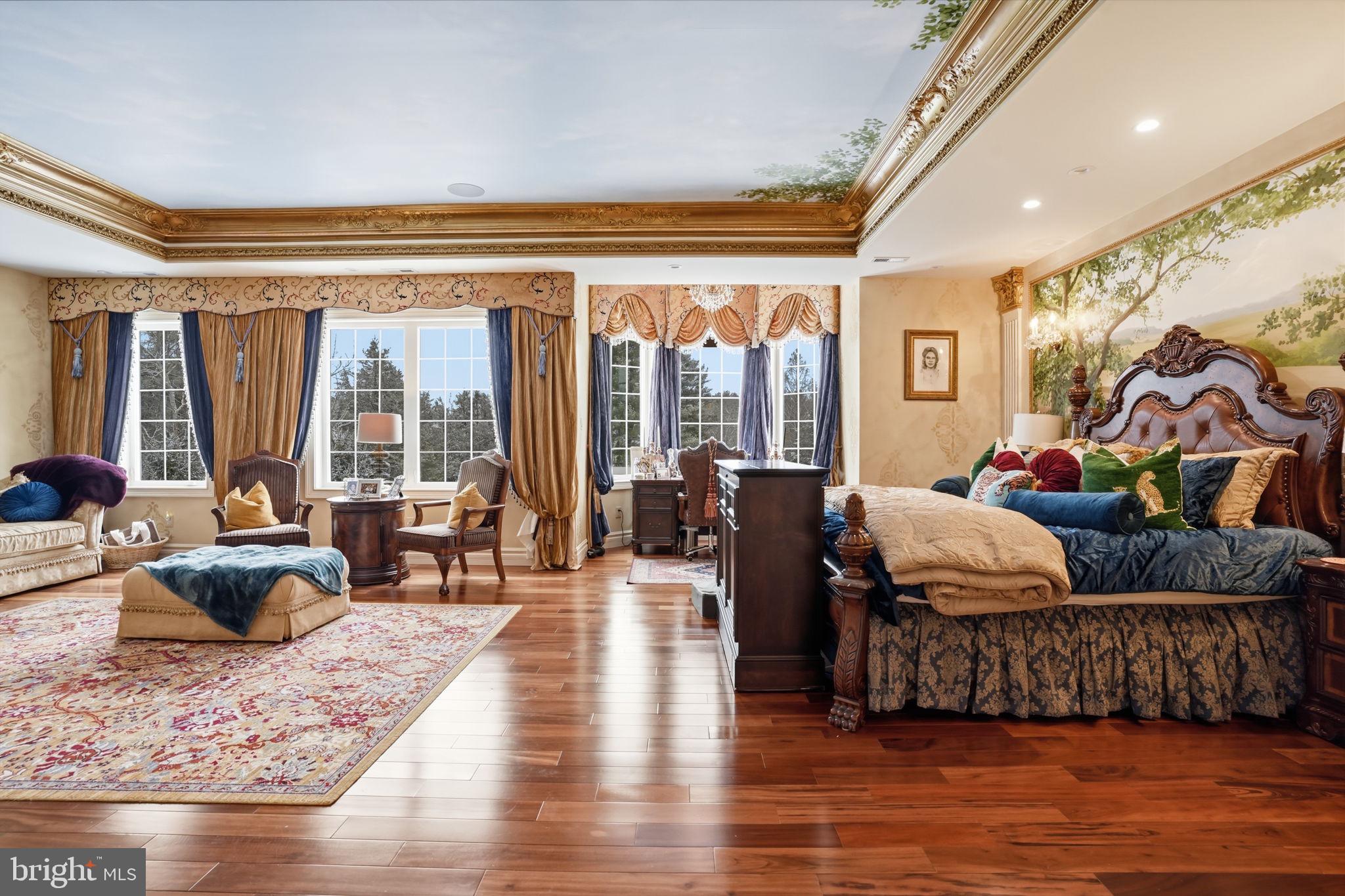 WASHINGTON CROSSING - Residential