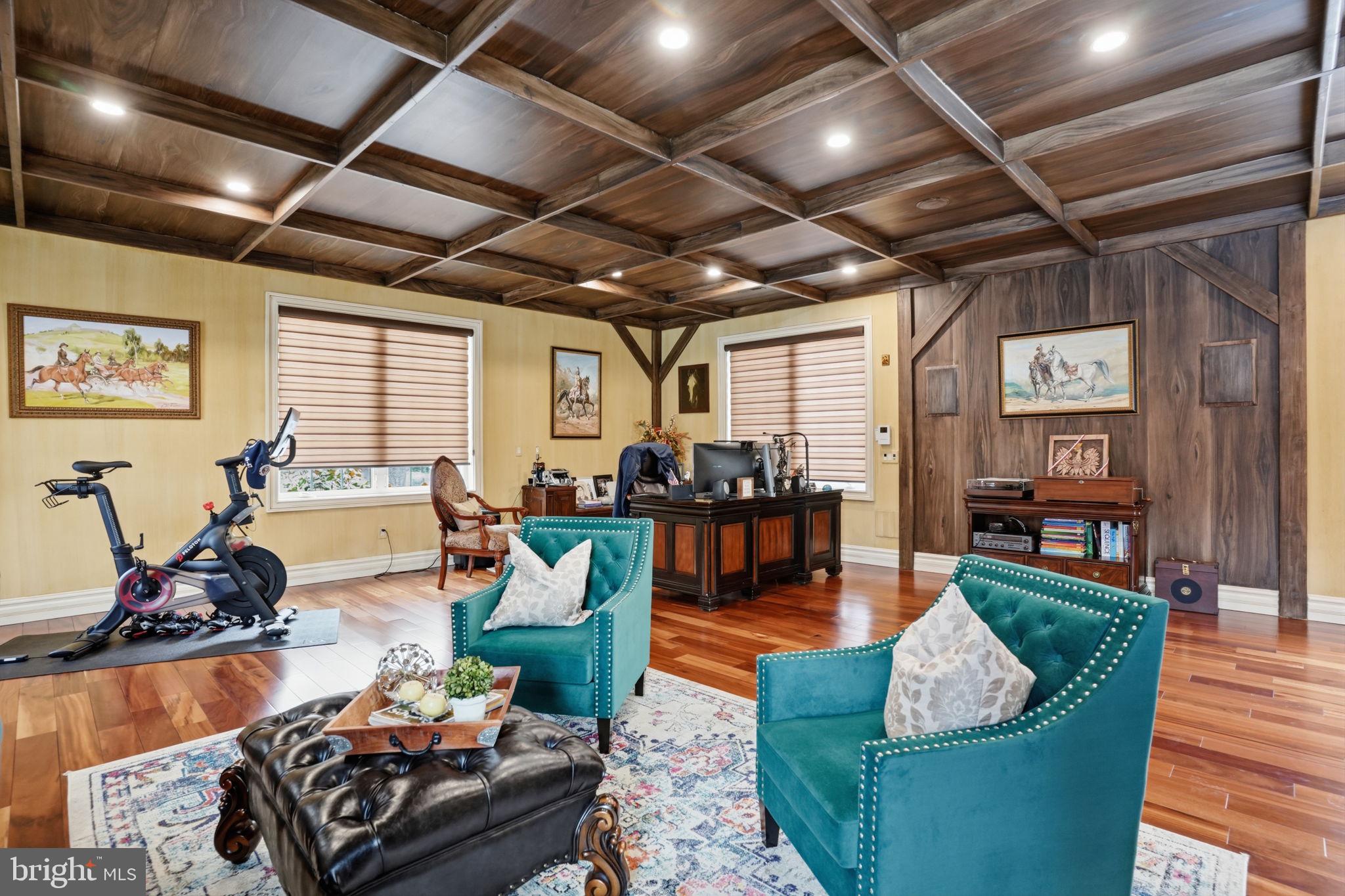 WASHINGTON CROSSING - Residential