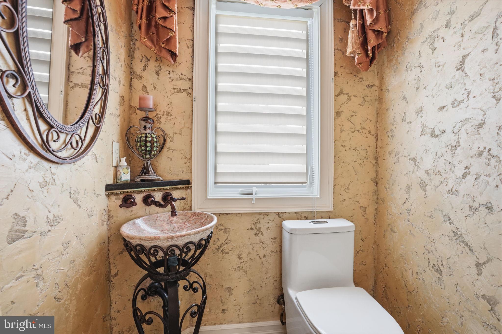 WASHINGTON CROSSING - Residential