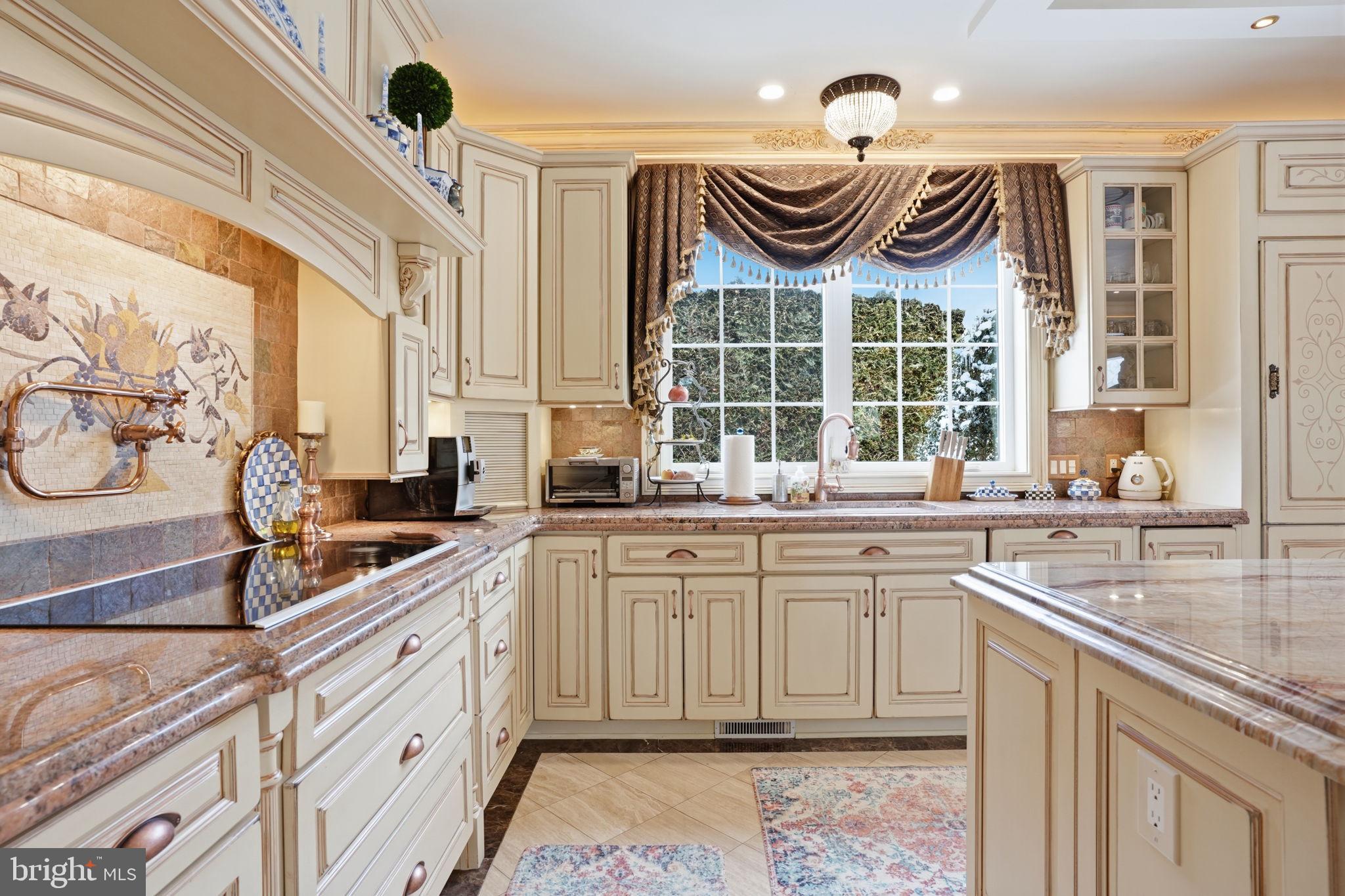 WASHINGTON CROSSING - Residential