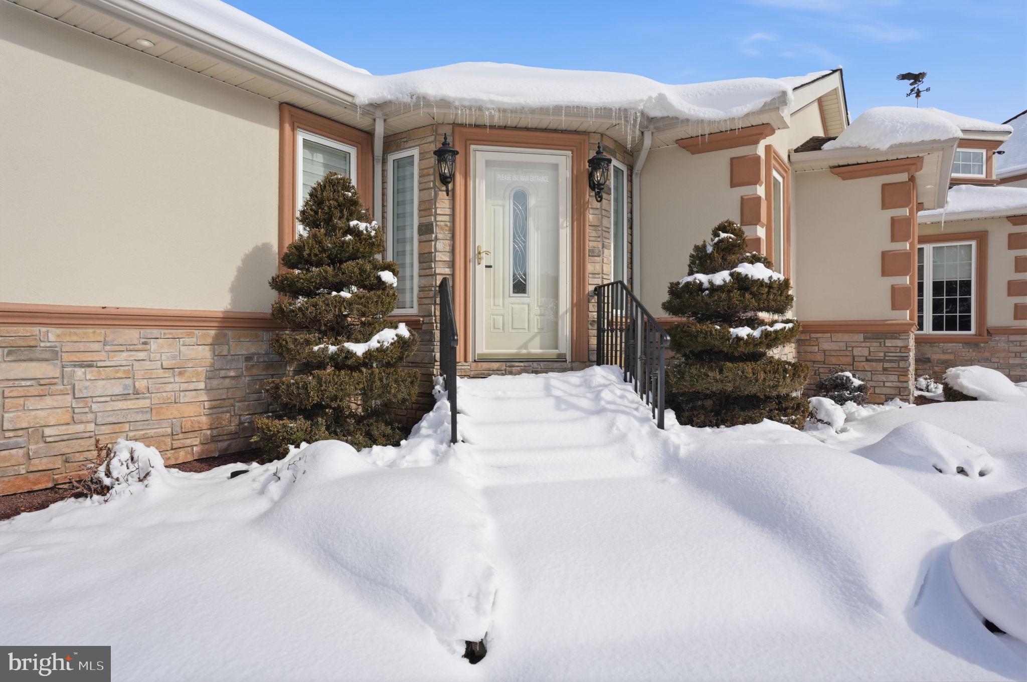 WASHINGTON CROSSING - Residential