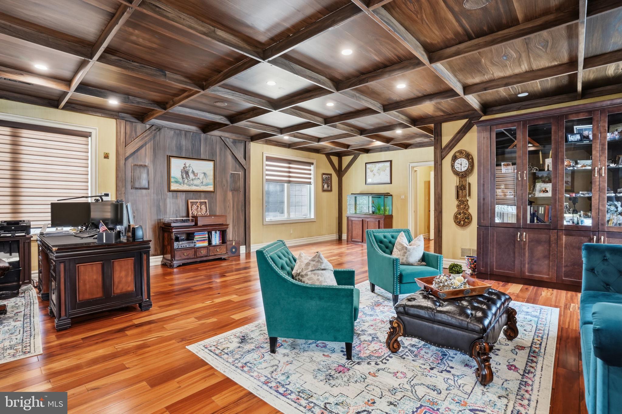 WASHINGTON CROSSING - Residential