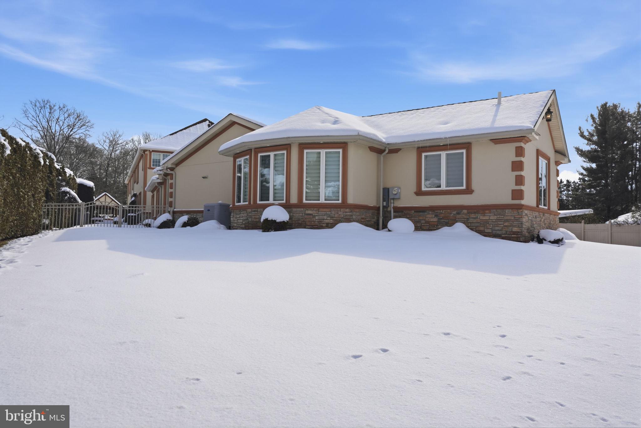 WASHINGTON CROSSING - Residential