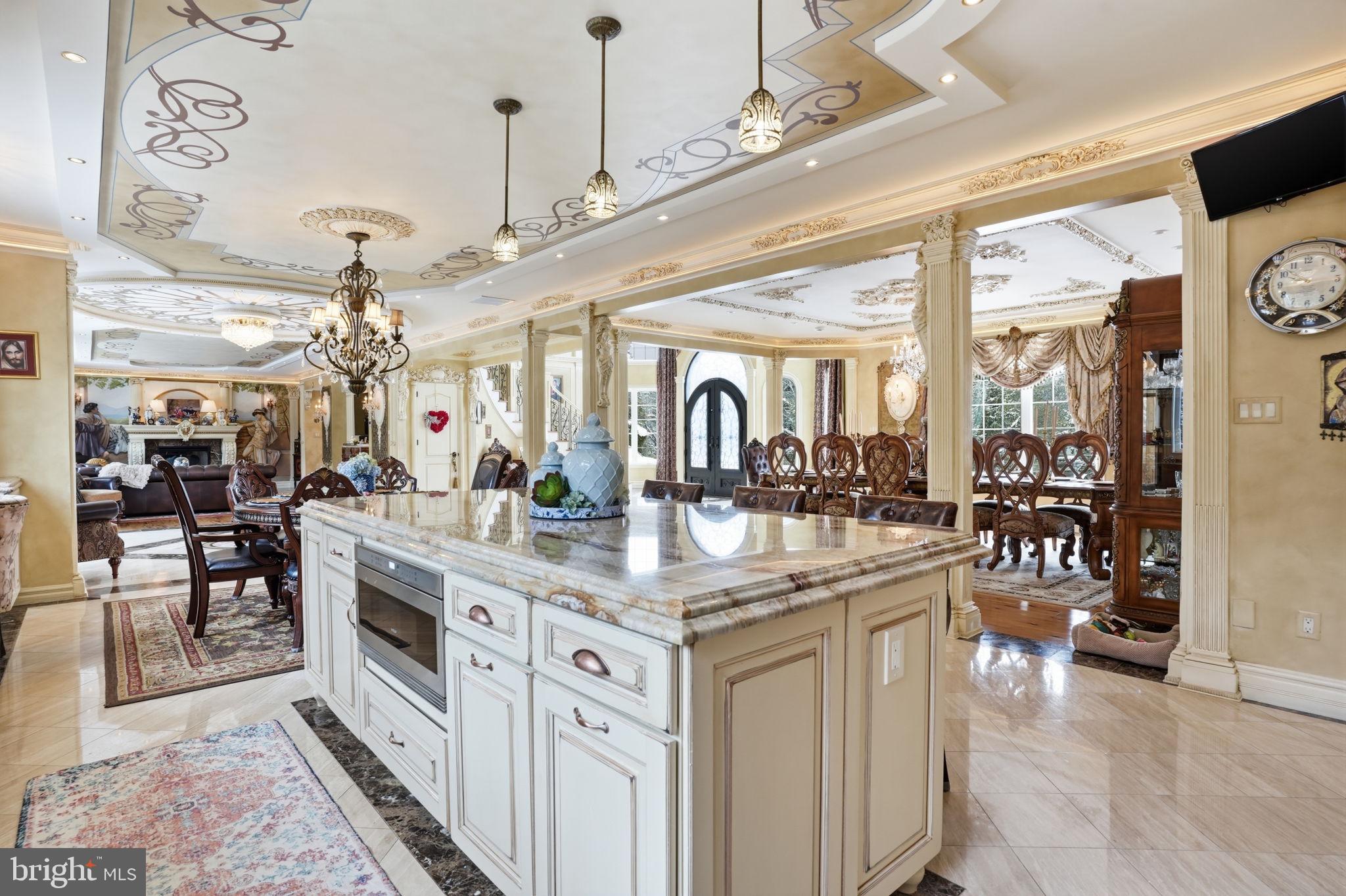 WASHINGTON CROSSING - Residential